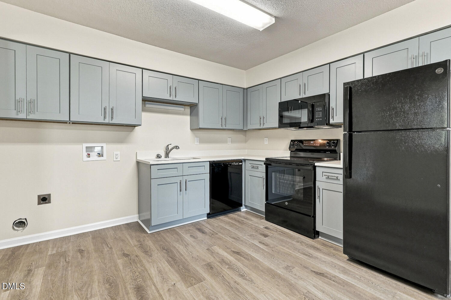 810 Felicia Street Property Photo 12
