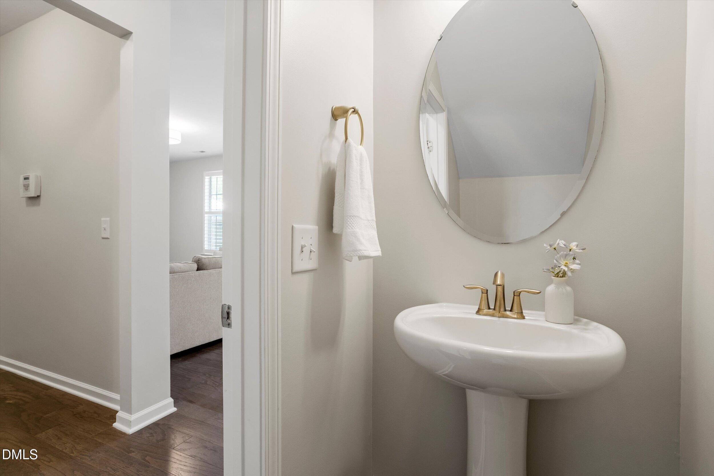 1033 Laredo Lane Property Photo 16
