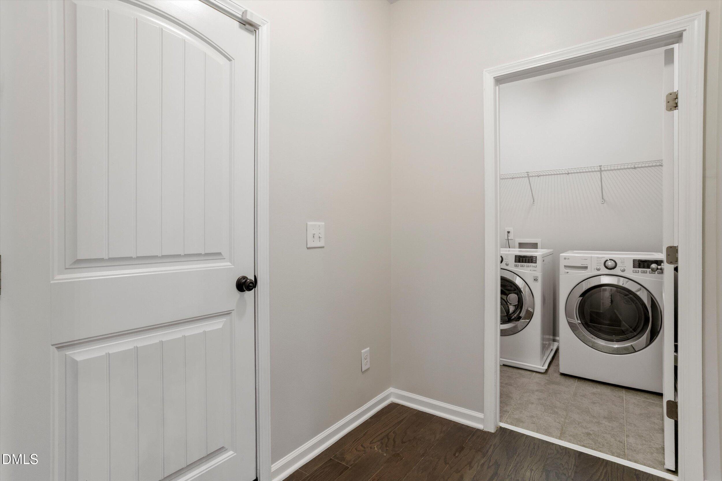 1033 Laredo Lane Property Photo 19