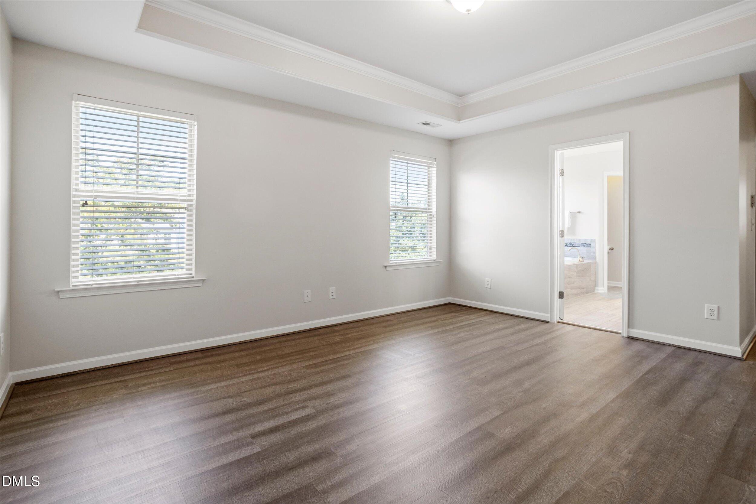 1033 Laredo Lane Property Photo 24