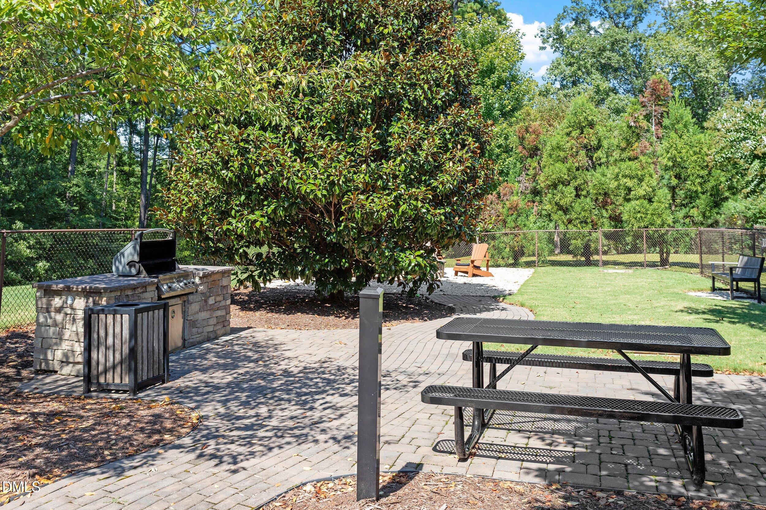 1033 Laredo Lane Property Photo 46
