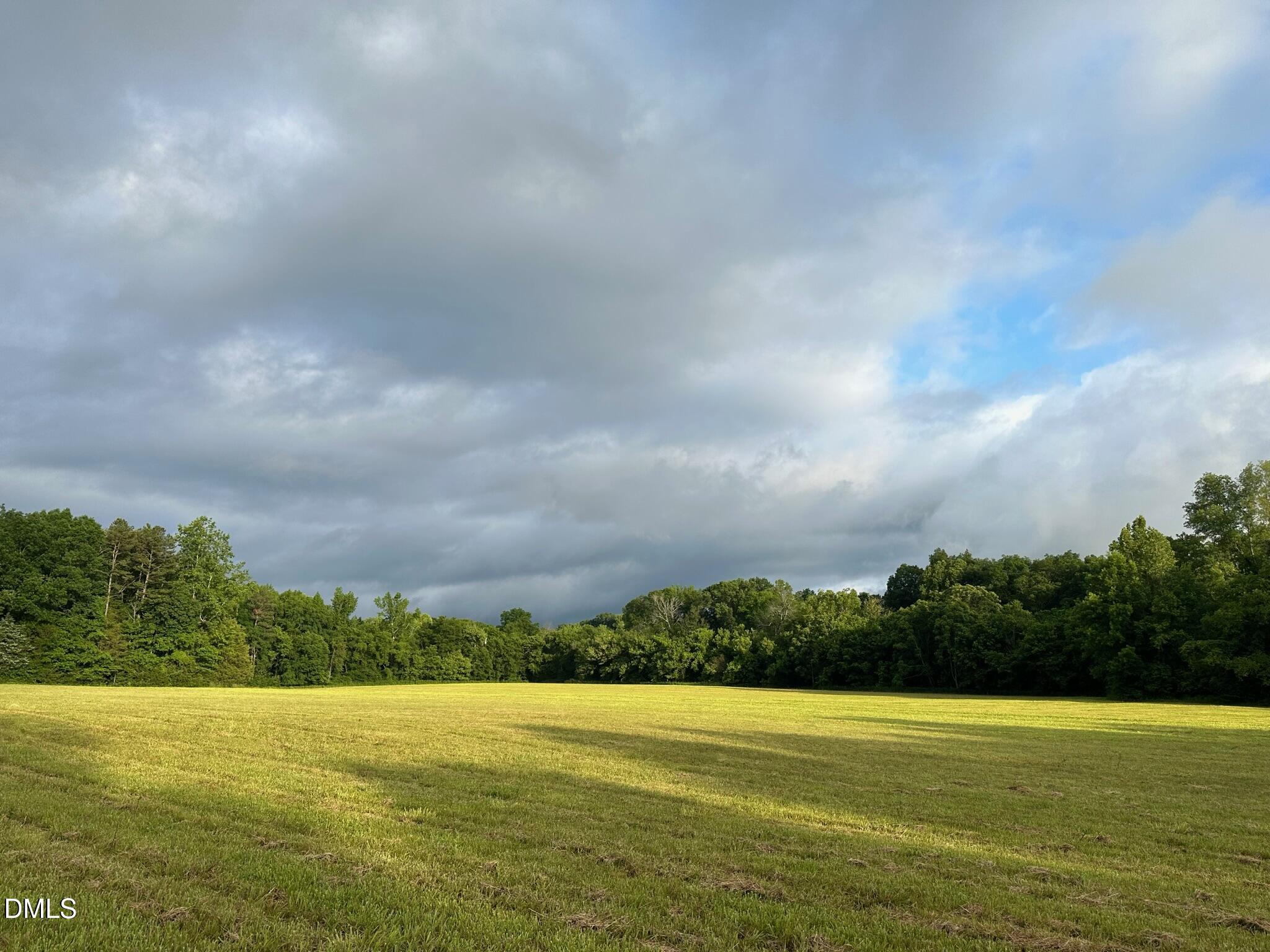 6061 River Run Trail Property Photo 2