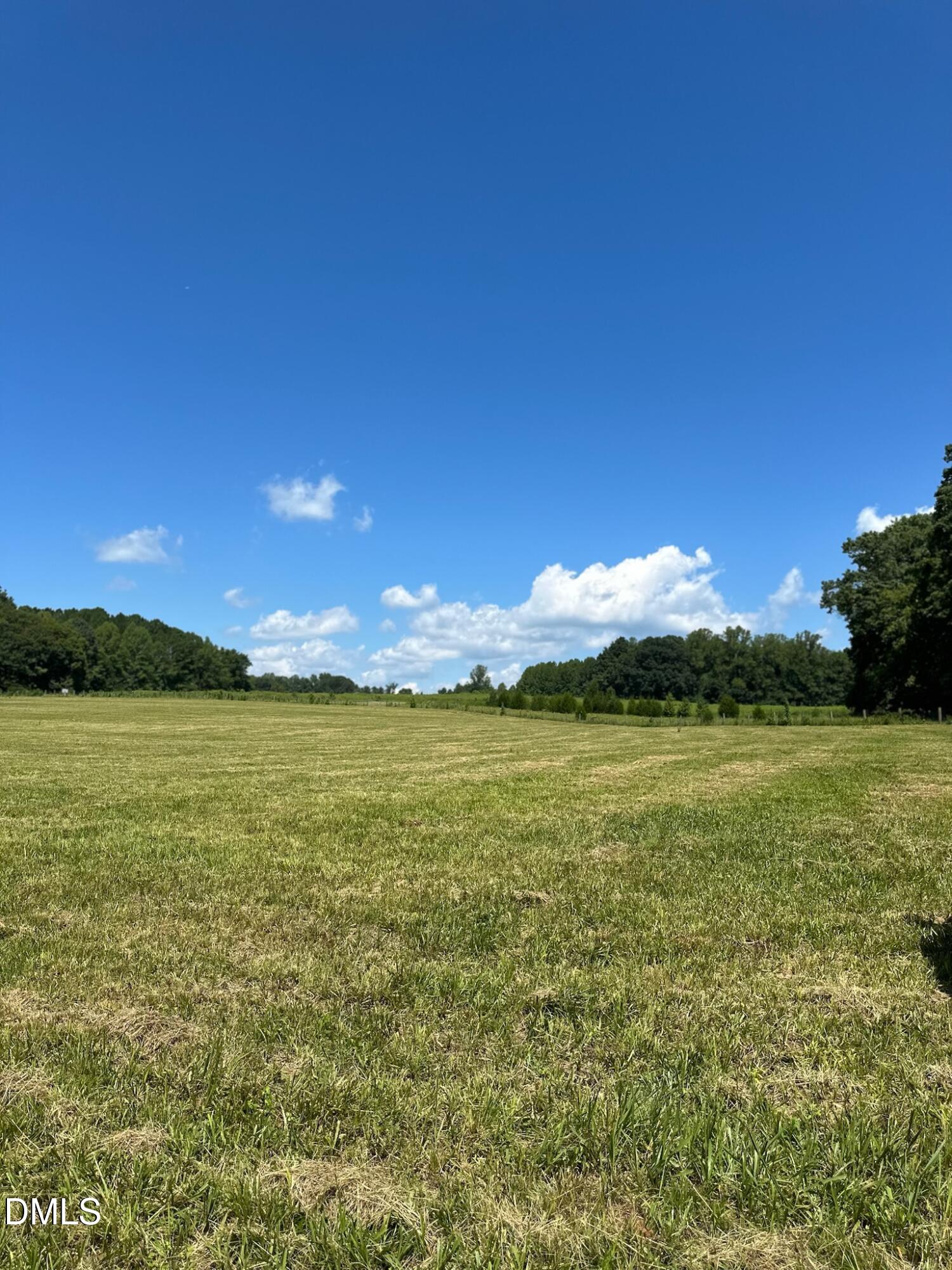 6061 River Run Trail Property Photo 5