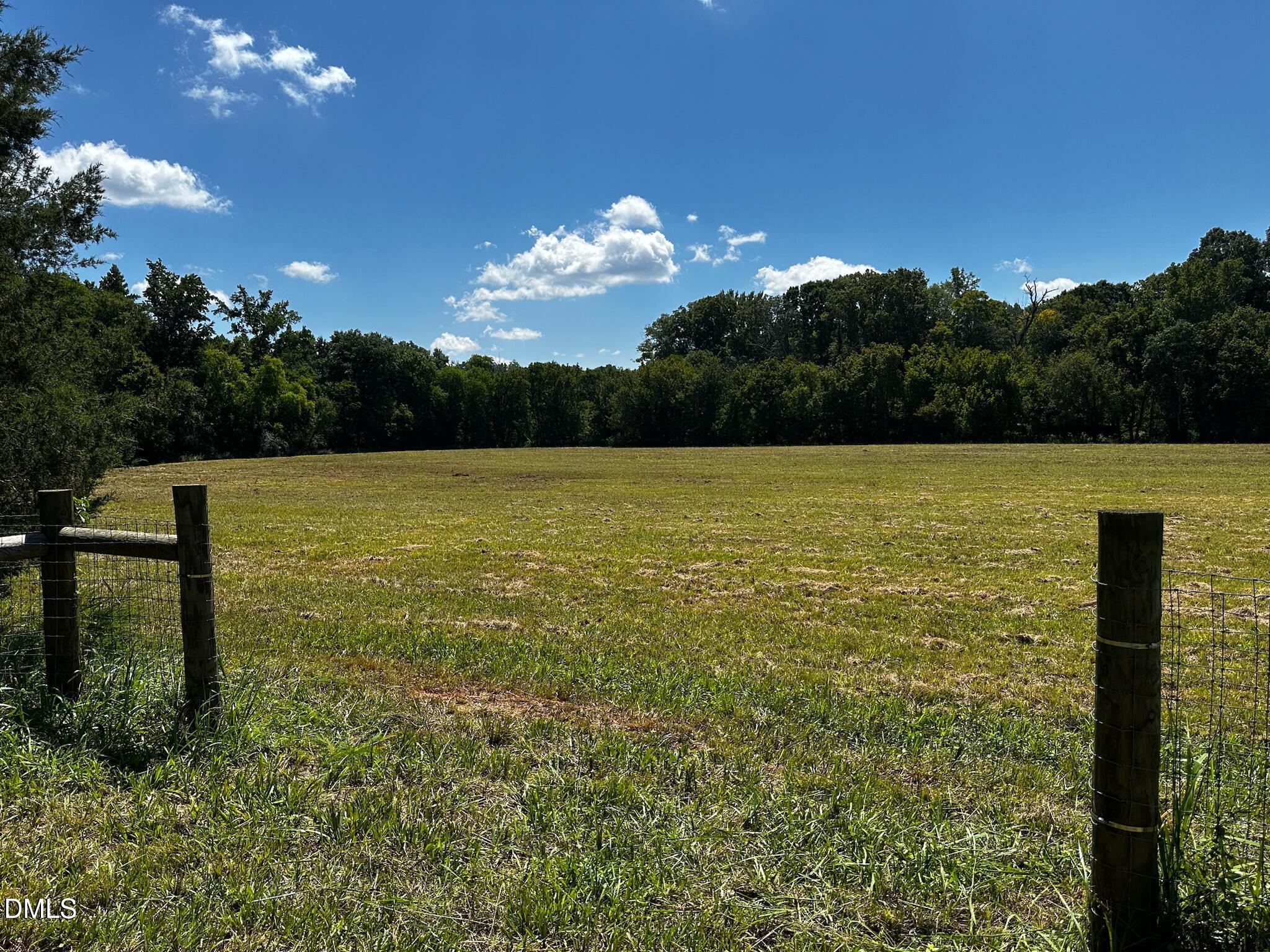 6061 River Run Trail Property Photo 6