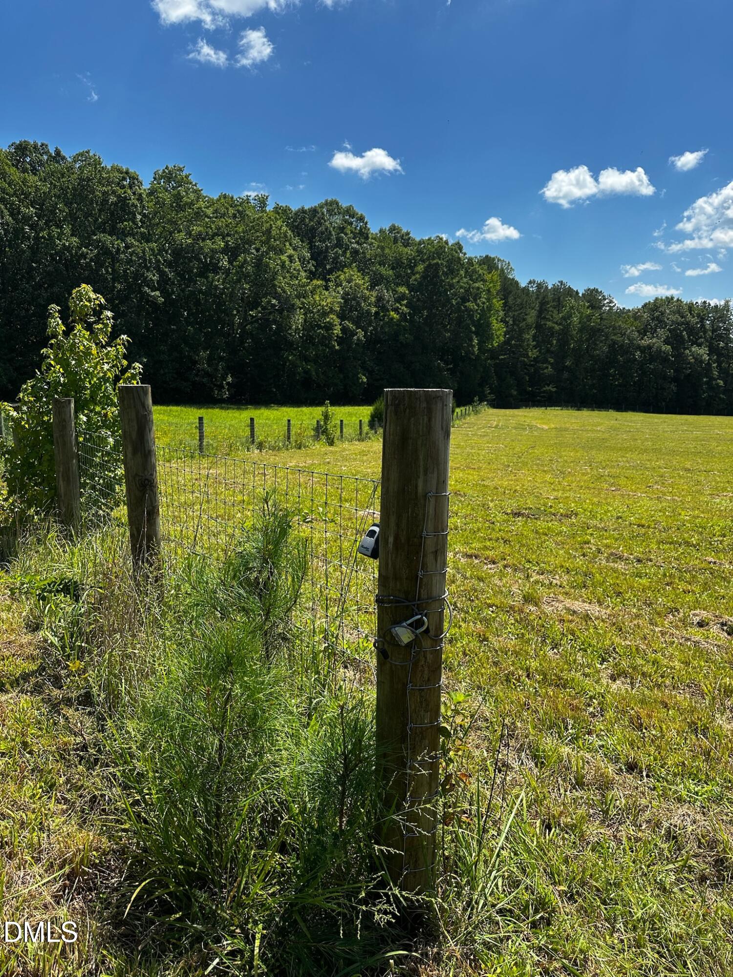 6061 River Run Trail Property Photo 10