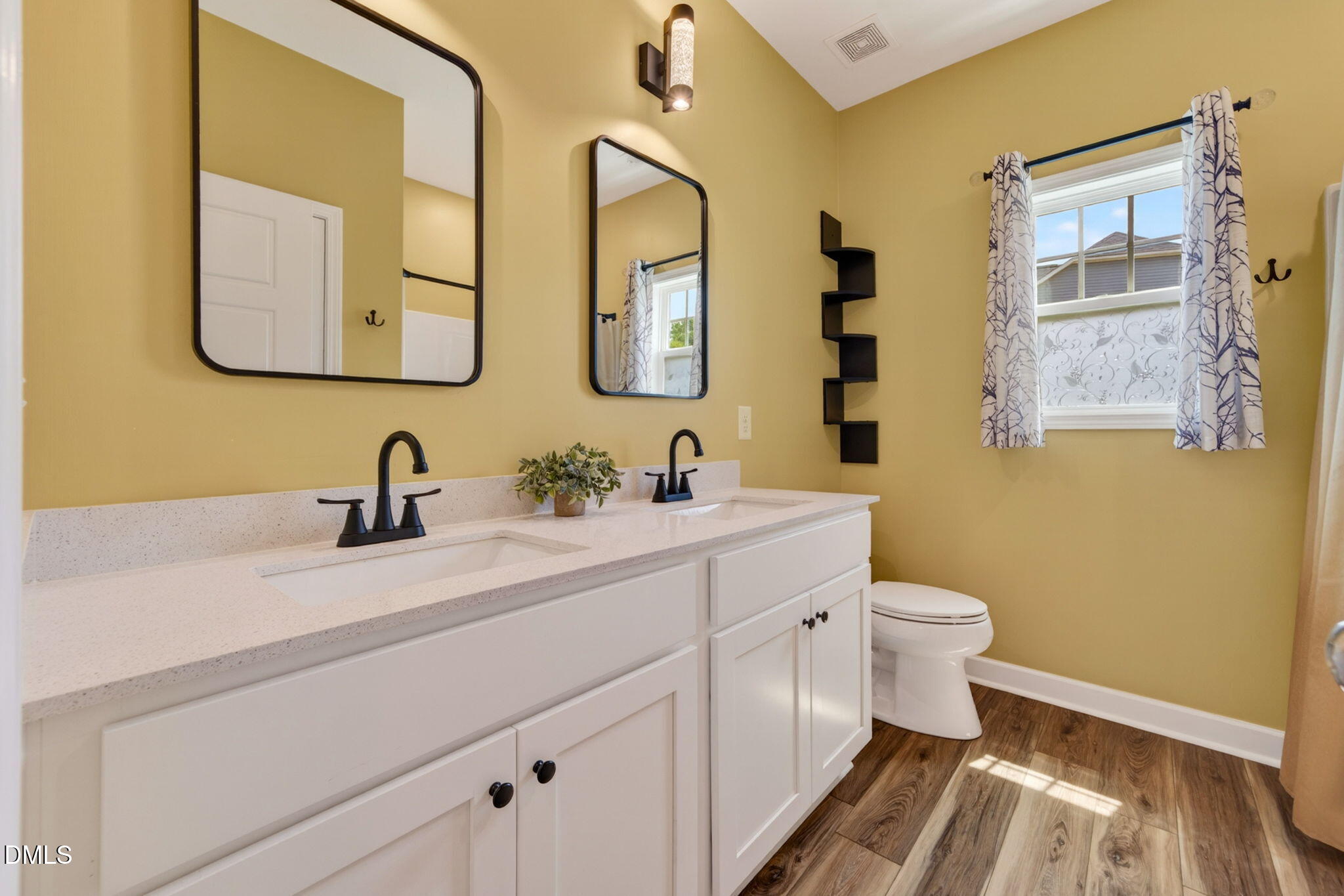 71 Locomotive Way Property Photo 37