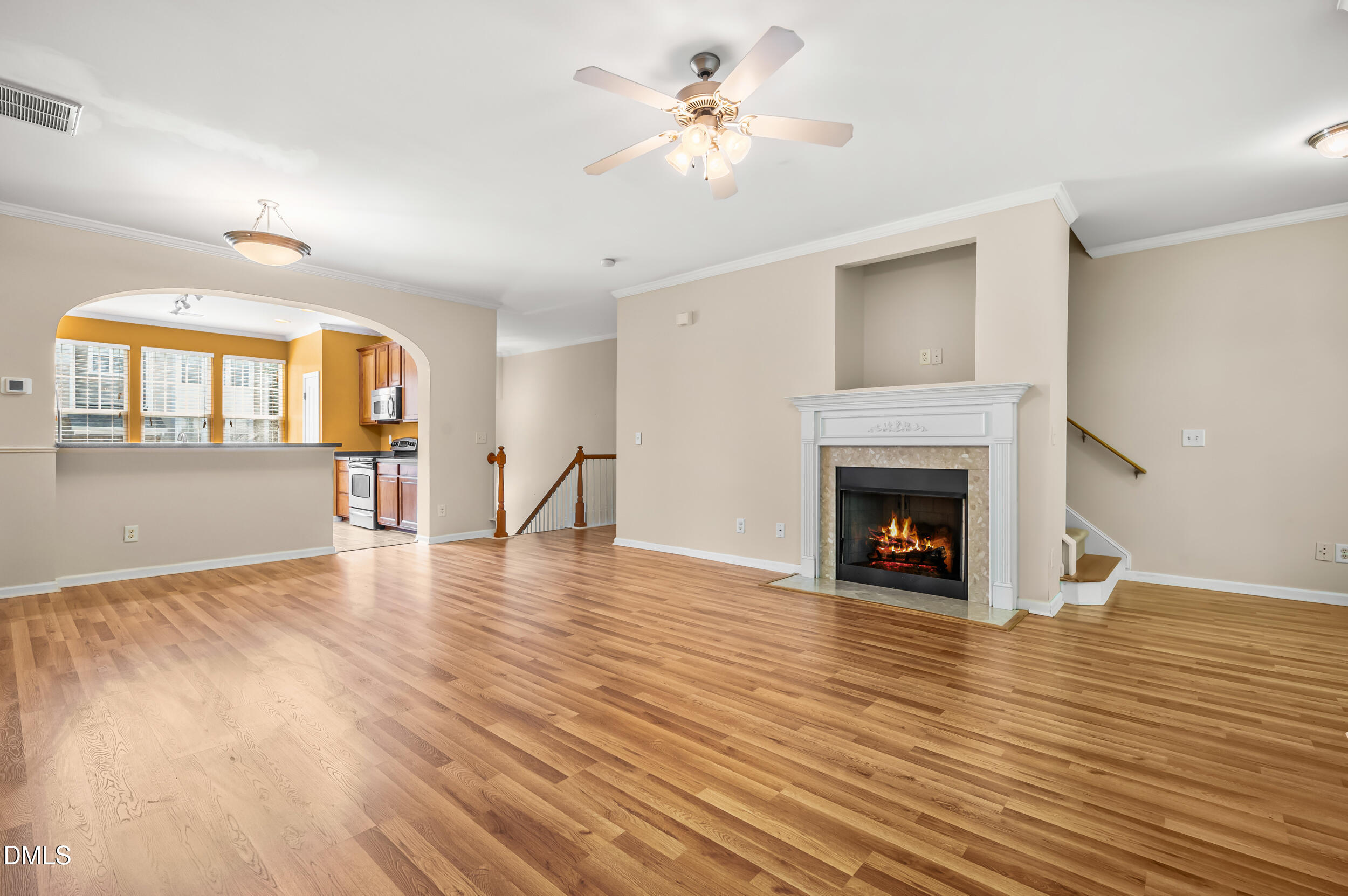 5831 Cameo Glass Way Property Photo 8
