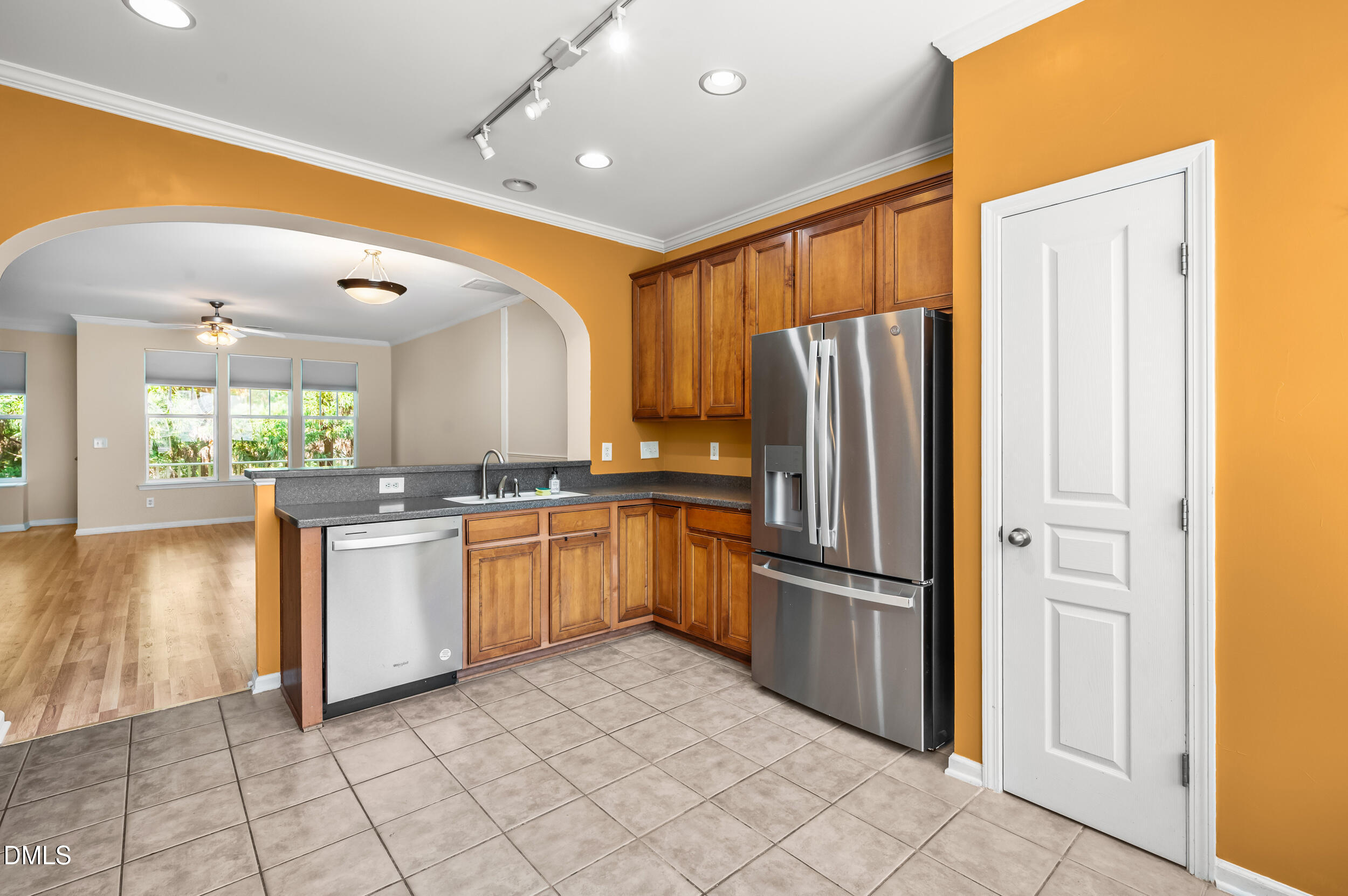 5831 Cameo Glass Way Property Photo 15