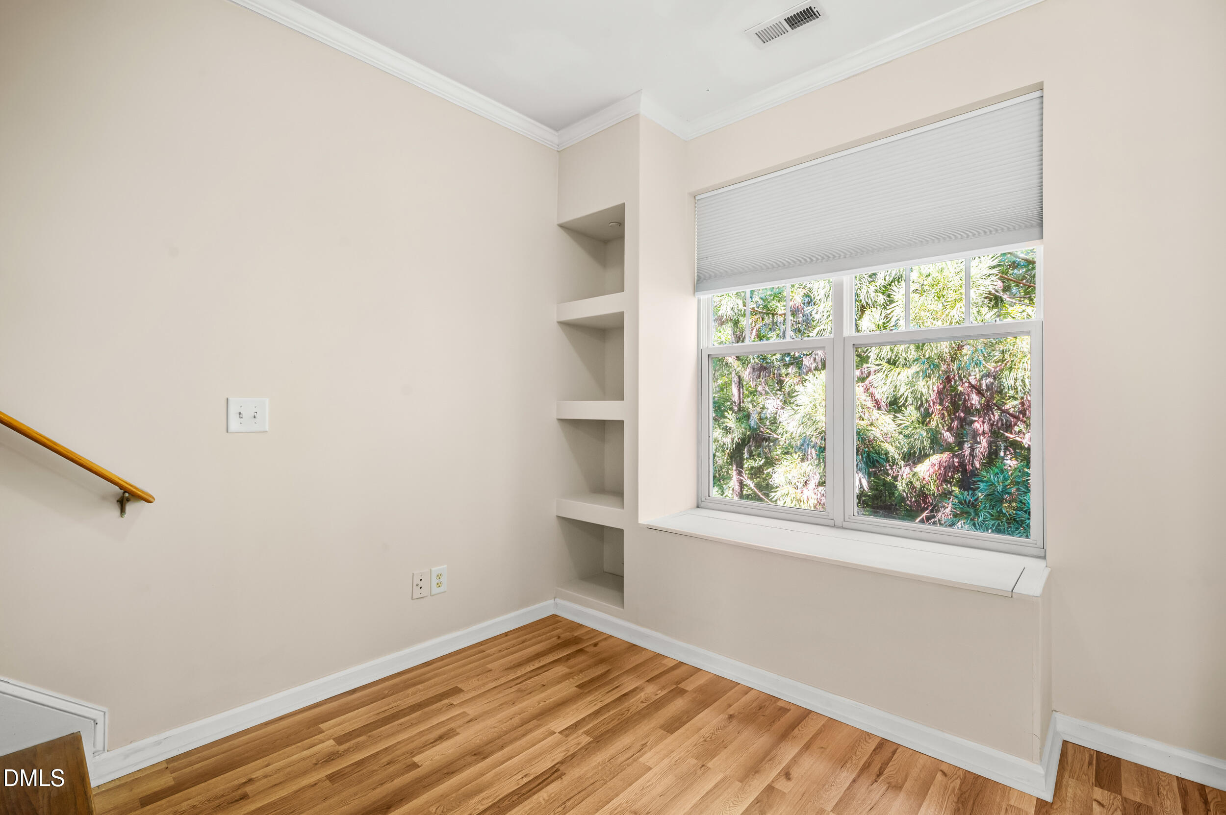 5831 Cameo Glass Way Property Photo 18