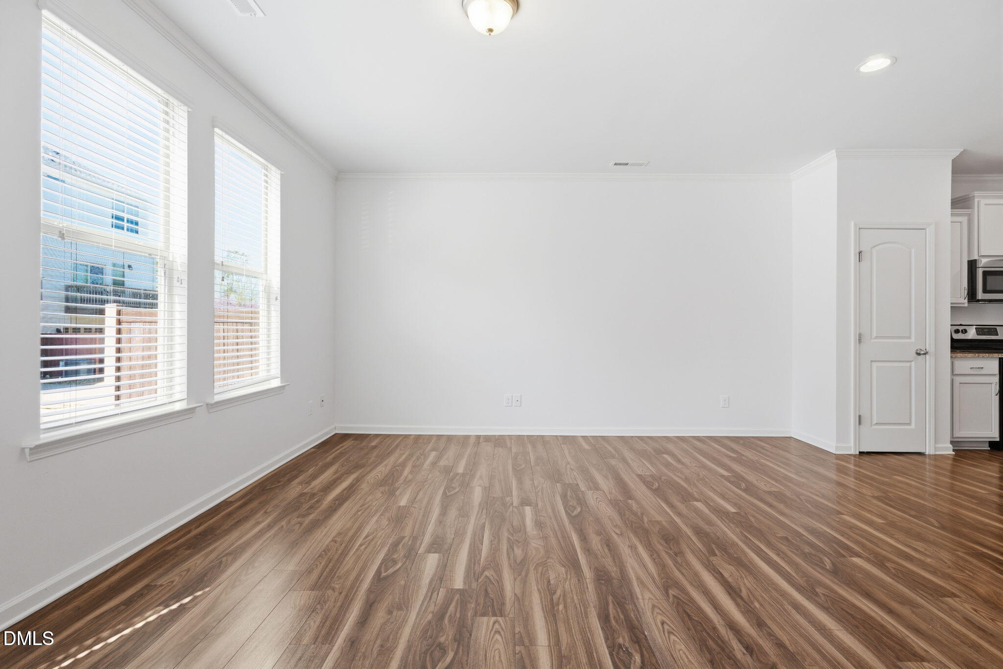 506 Oak Forest View Lane Property Photo 4