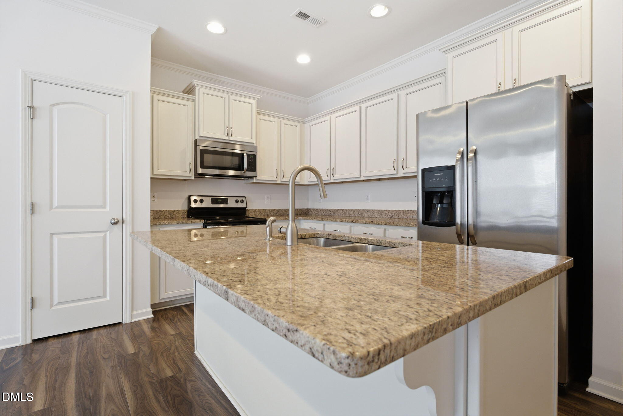 506 Oak Forest View Lane Property Photo 10