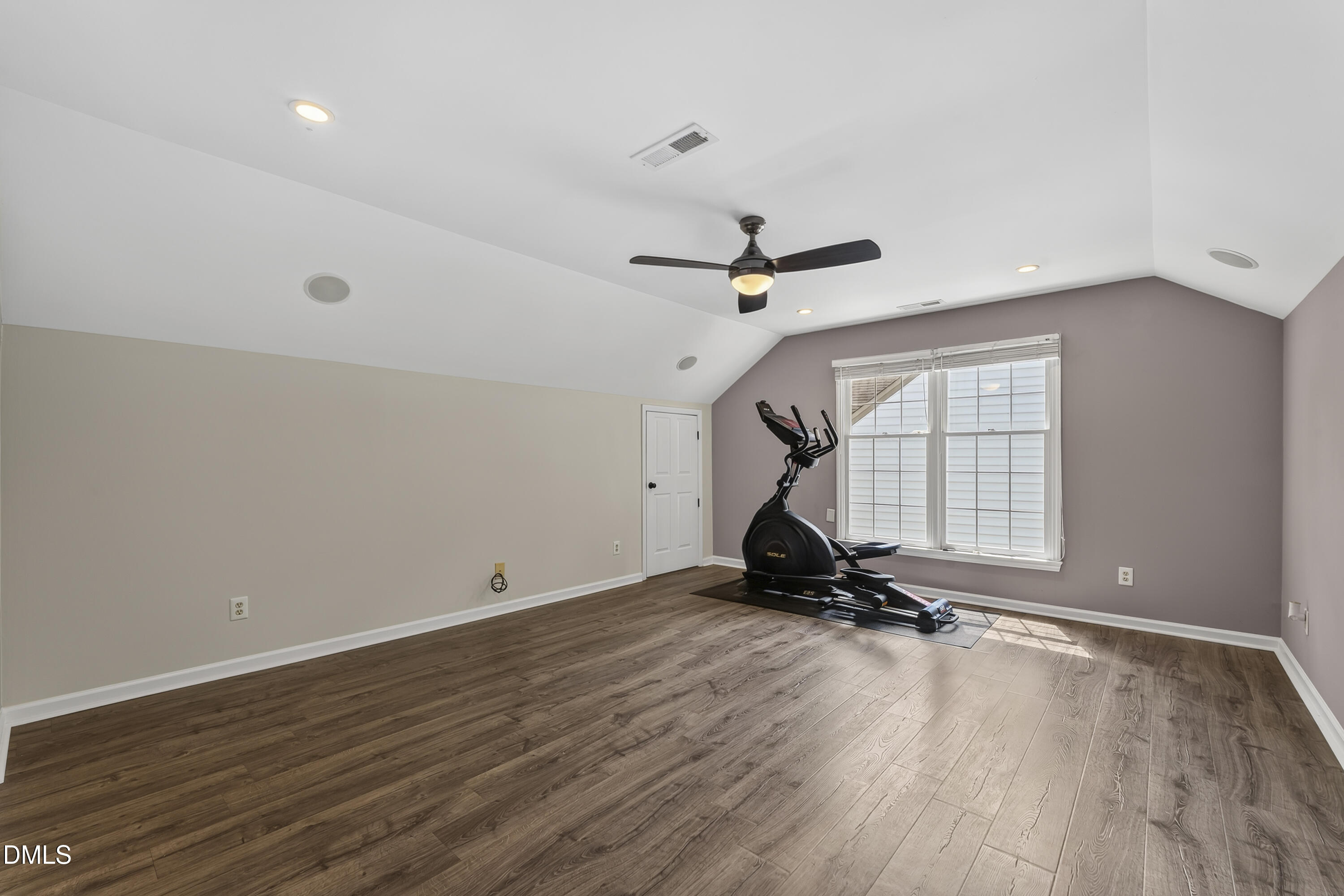 113 Arlington Ridge Property Photo 25