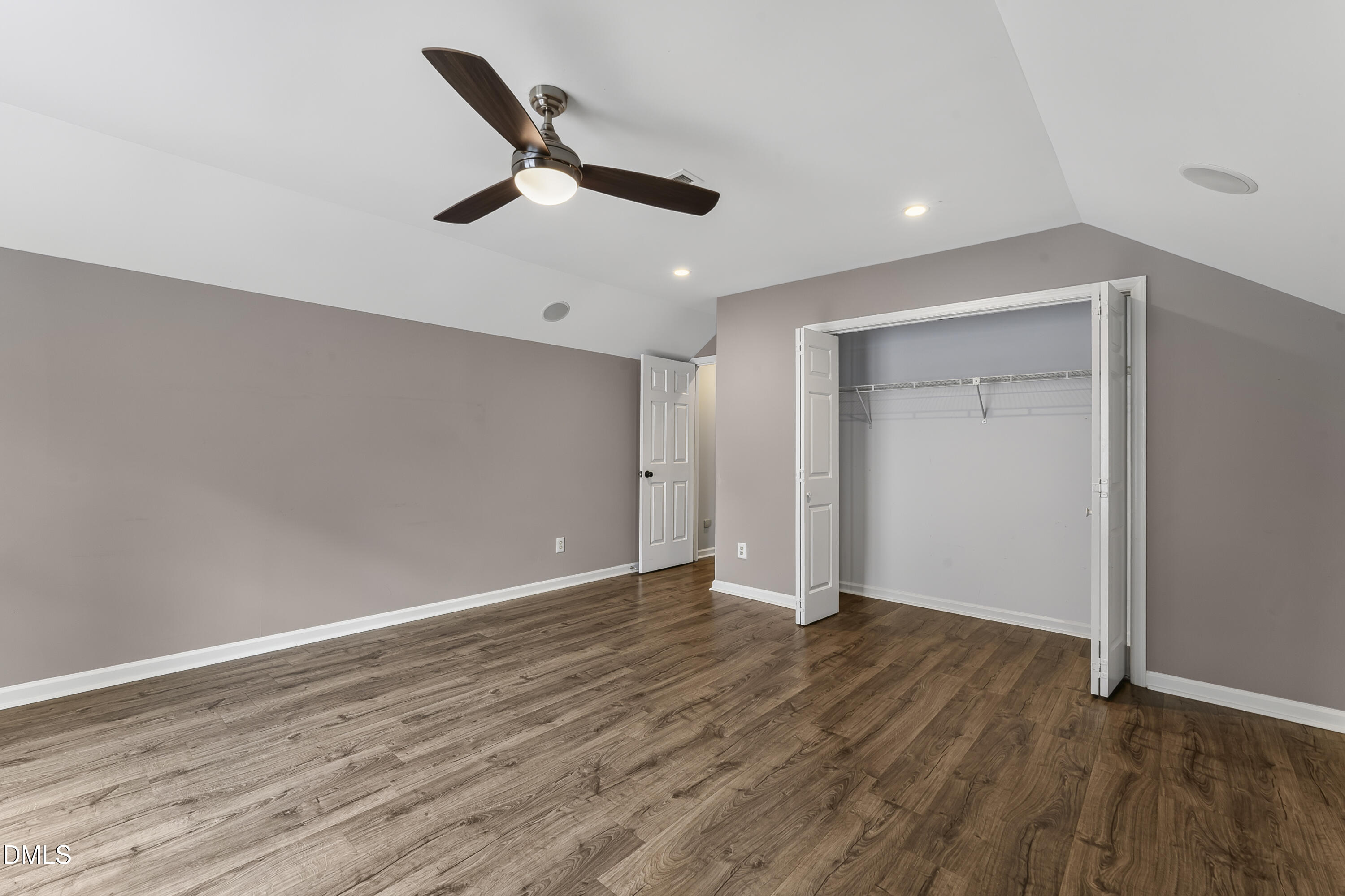 113 Arlington Ridge Property Photo 27