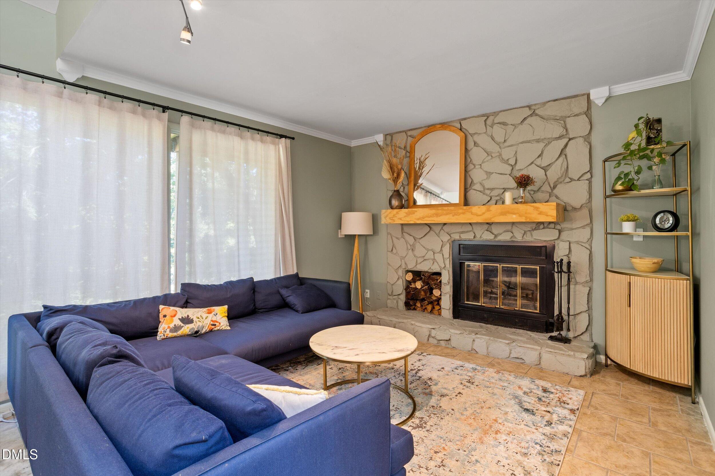 5 Sandstone Ridge Drive Property Photo 8