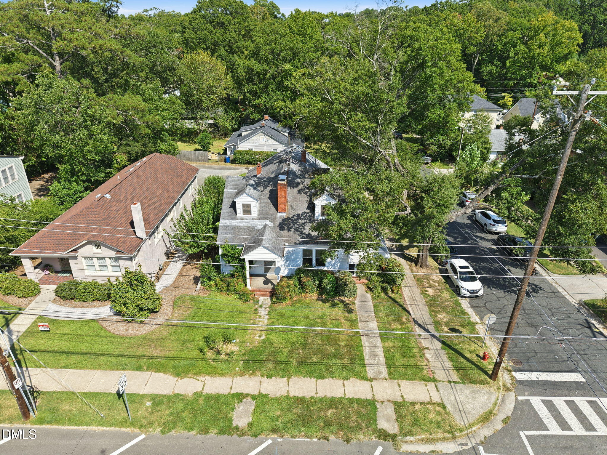 1000 Broad Street Property Photo 15