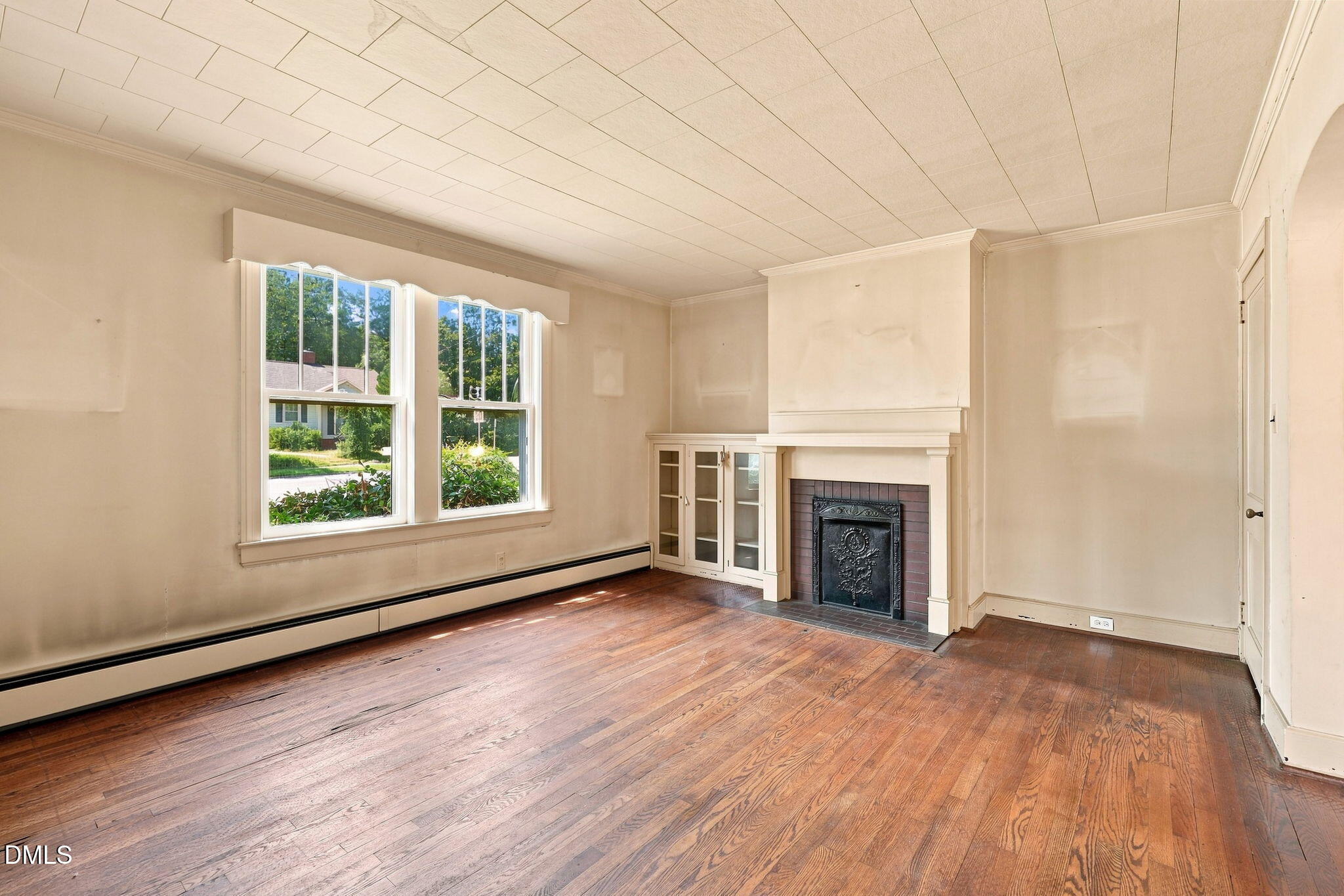 1000 Broad Street Property Photo 18
