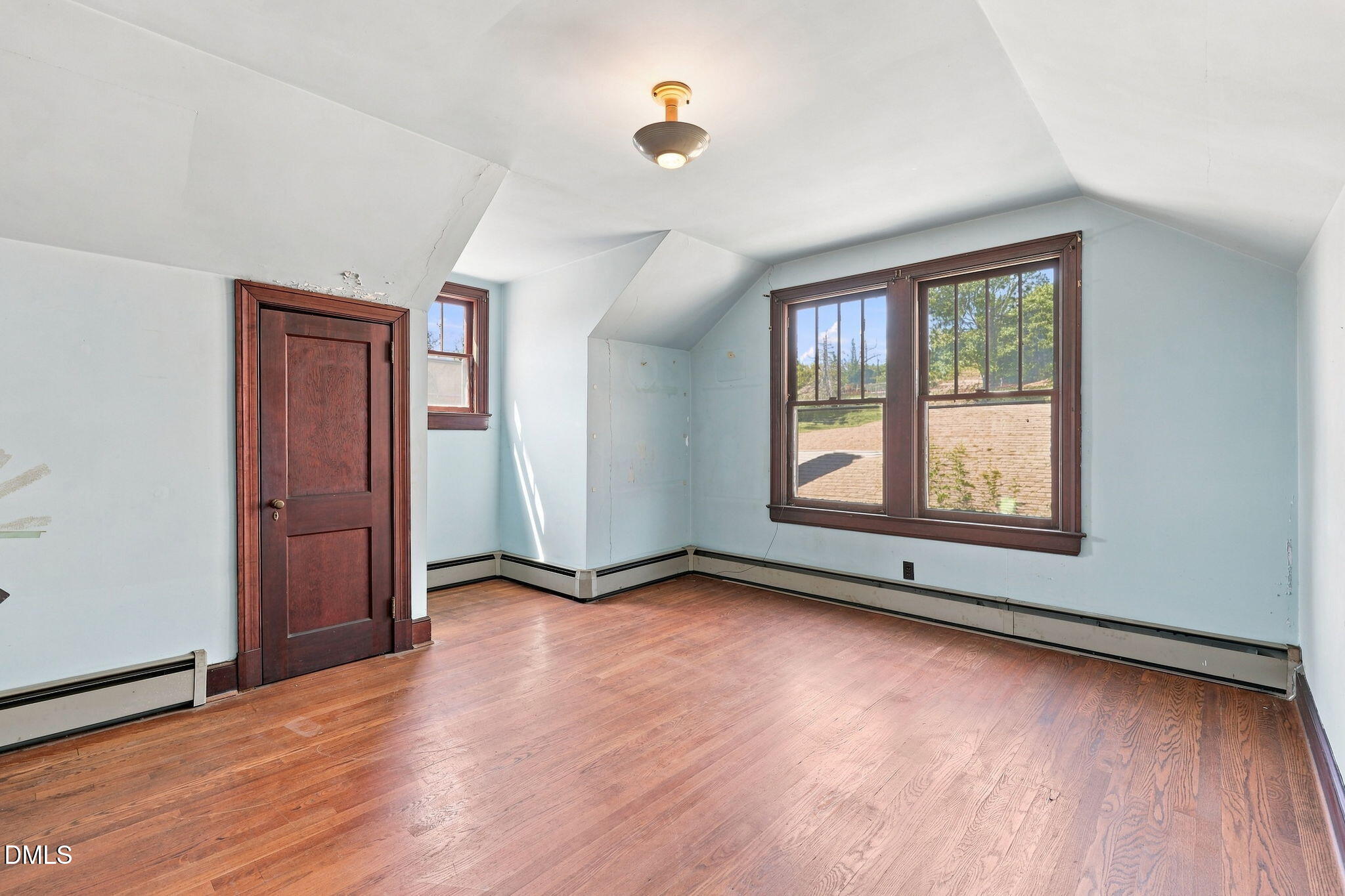 1000 Broad Street Property Photo 29