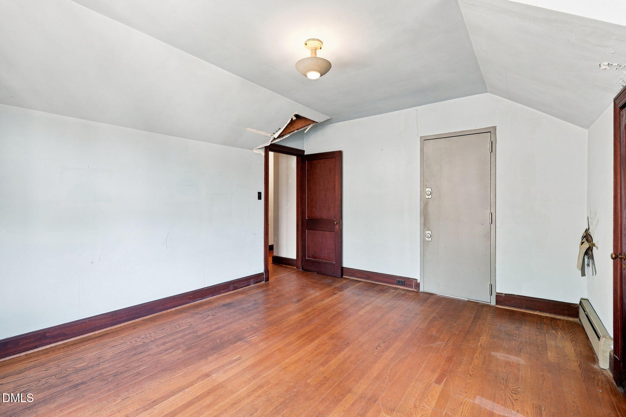 1000 Broad Street Property Photo 30
