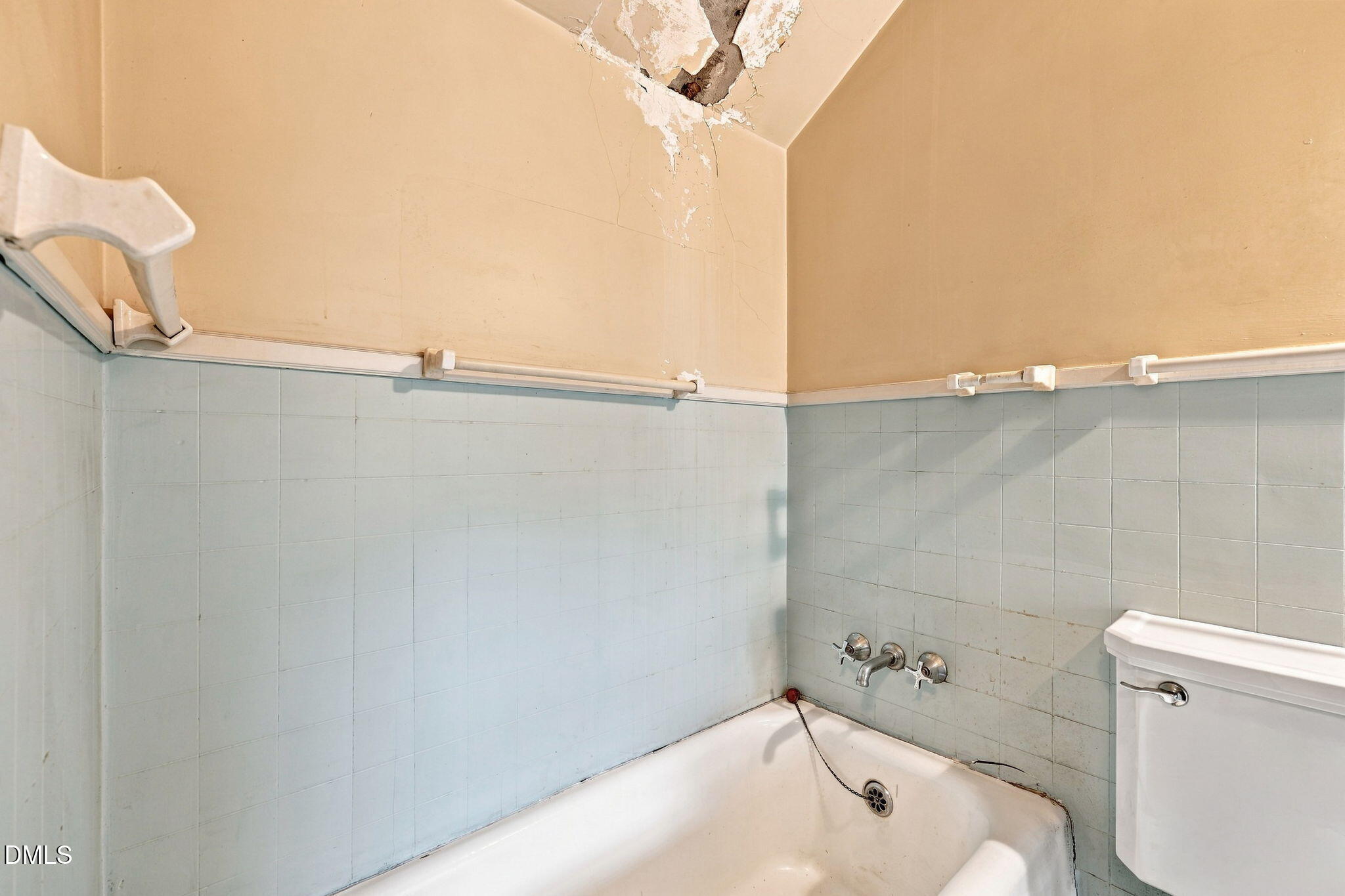 1000 Broad Street Property Photo 31