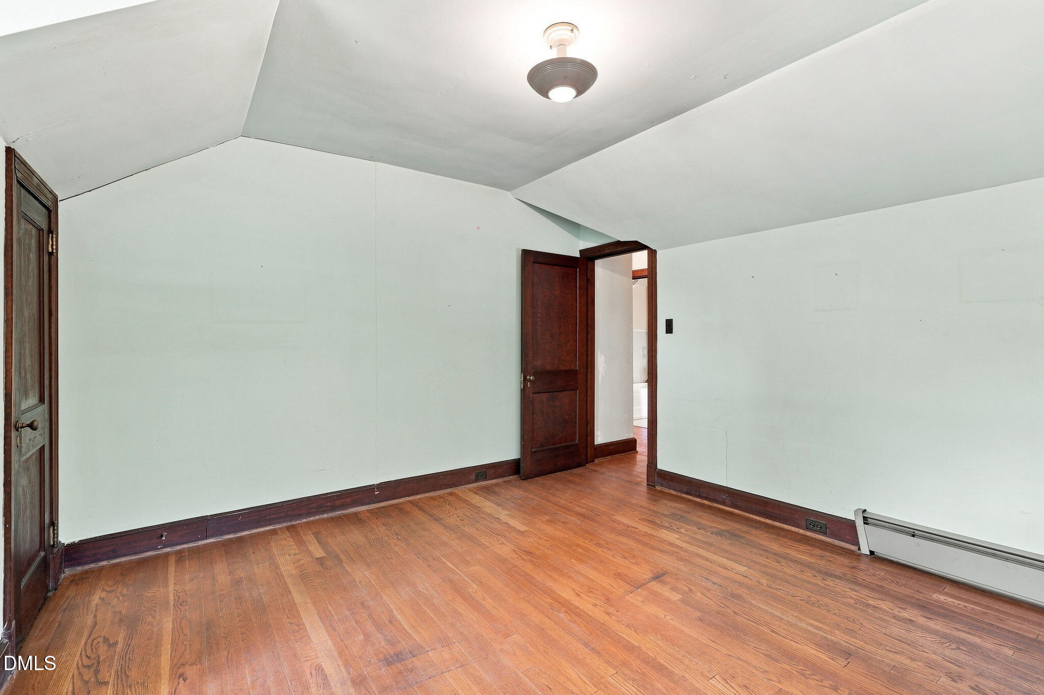 1000 Broad Street Property Photo 35