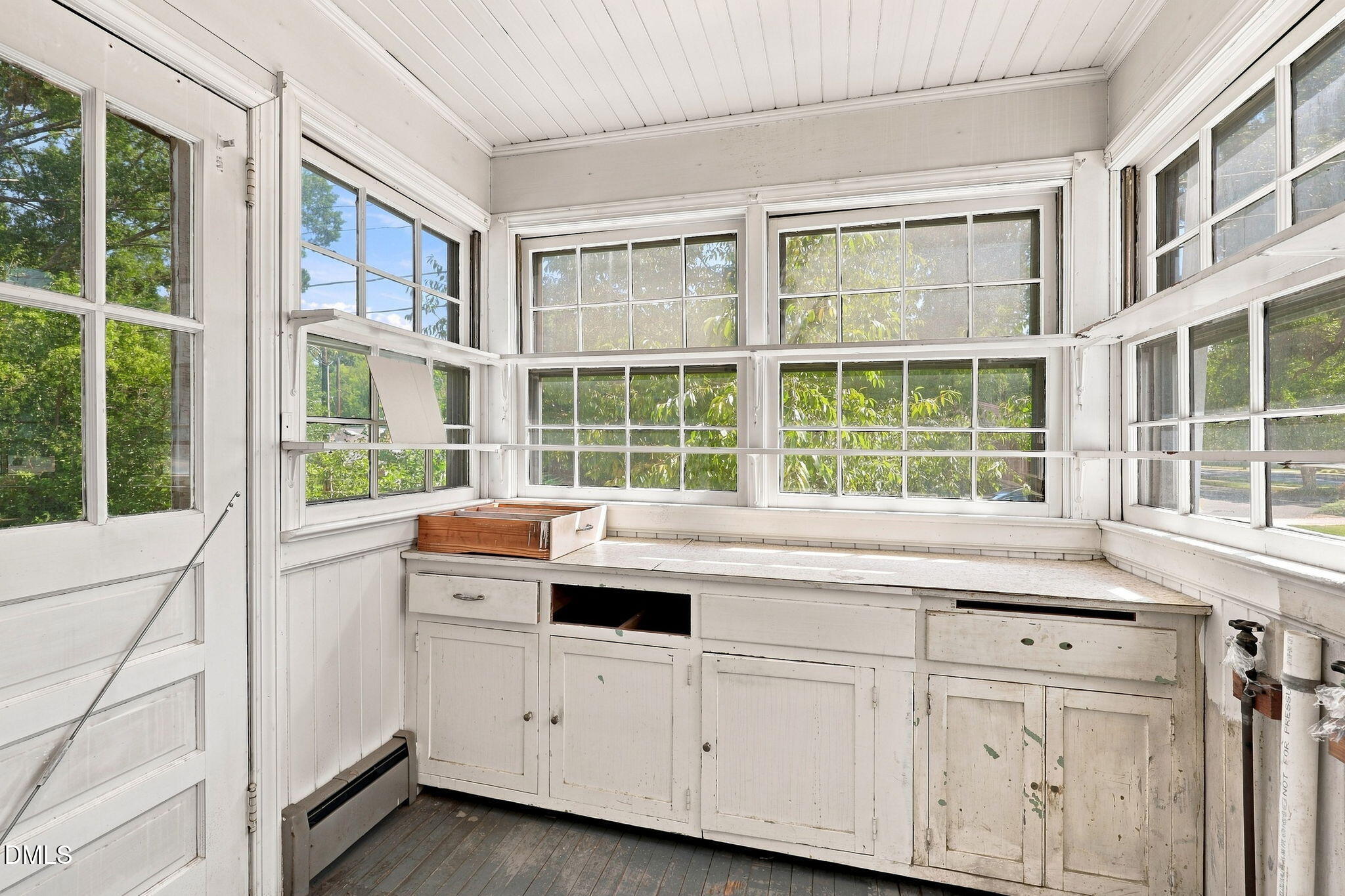 1000 Broad Street Property Photo 36