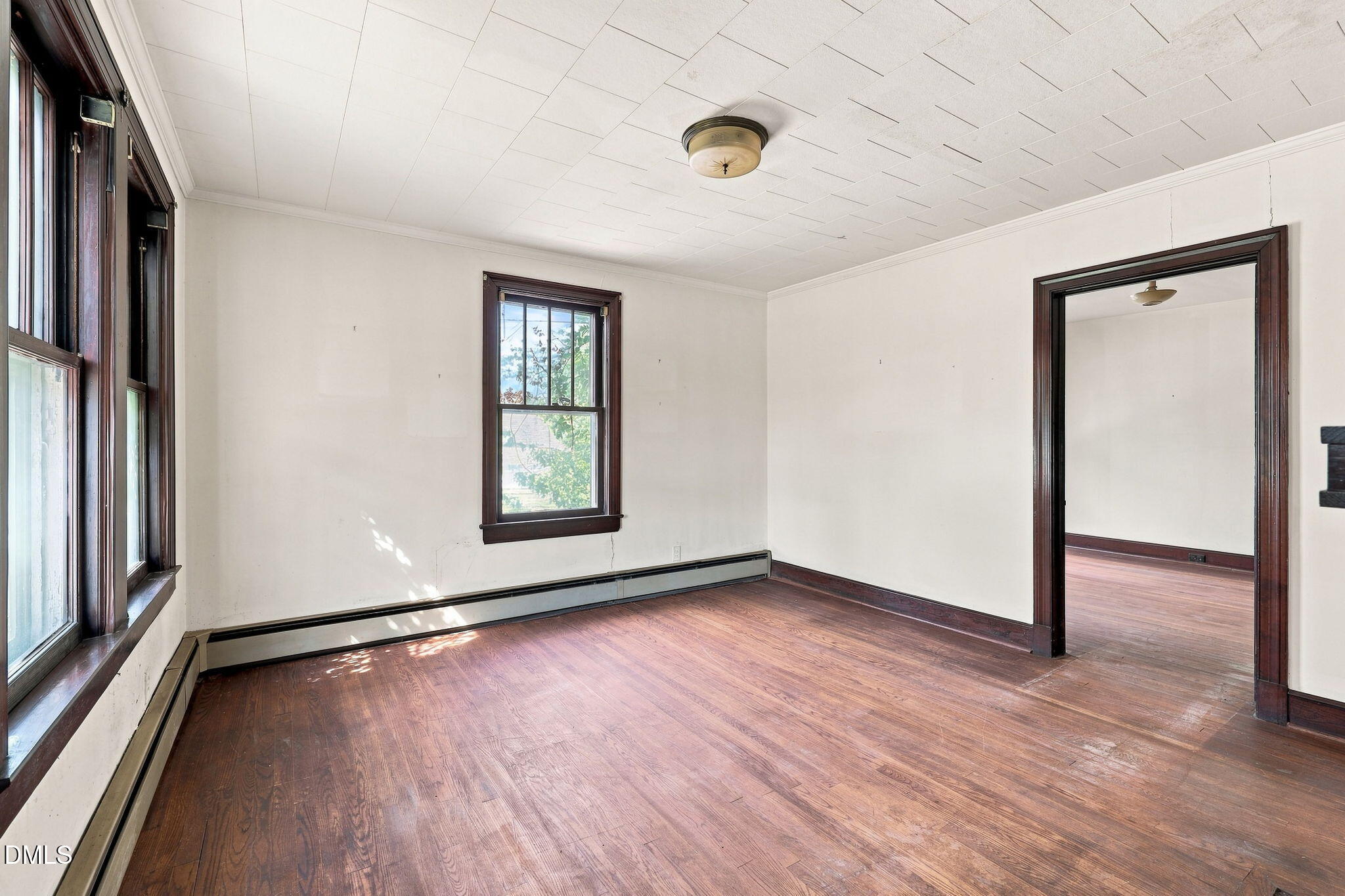 1000 Broad Street Property Photo 45