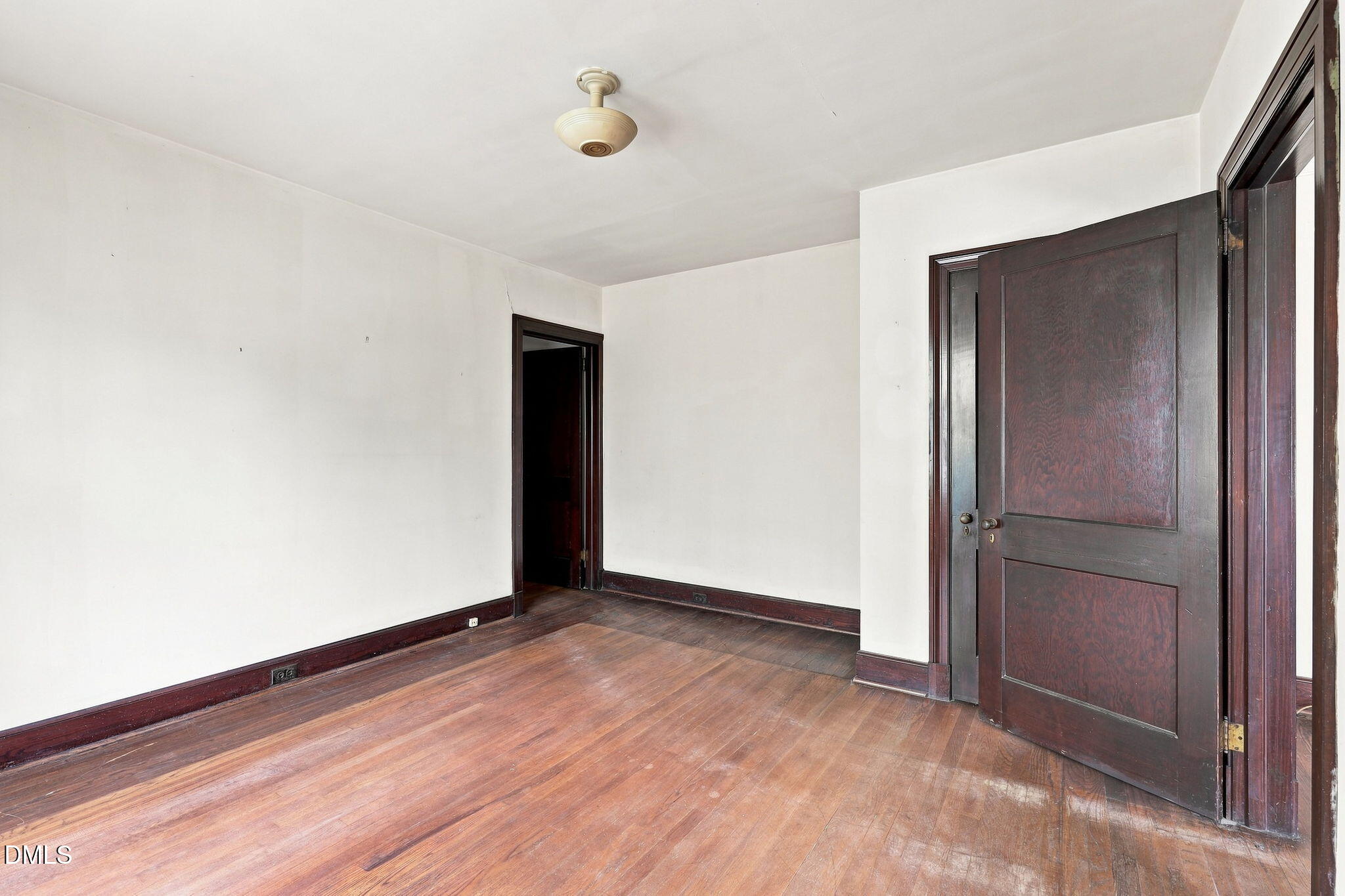 1000 Broad Street Property Photo 47