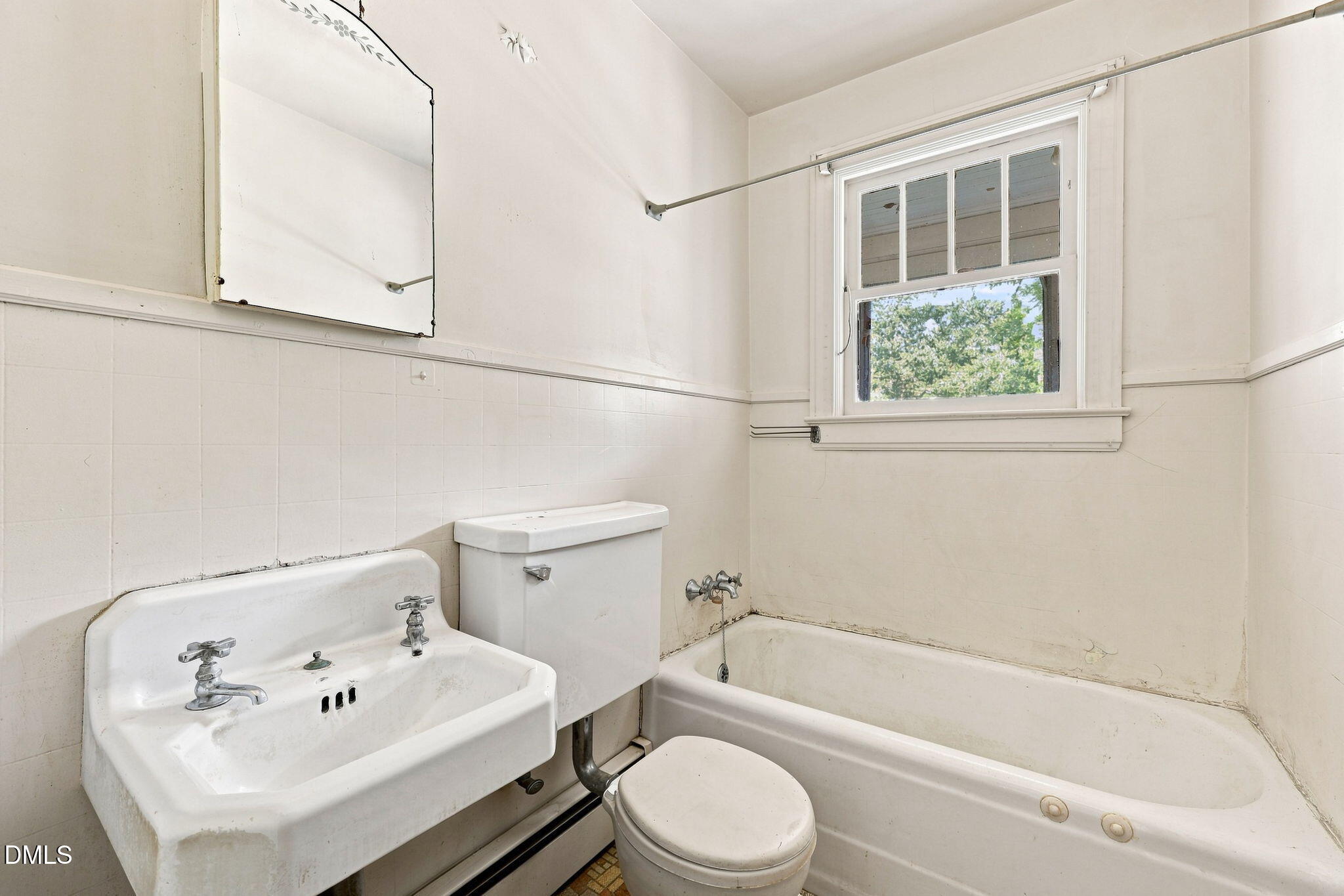 1000 Broad Street Property Photo 50