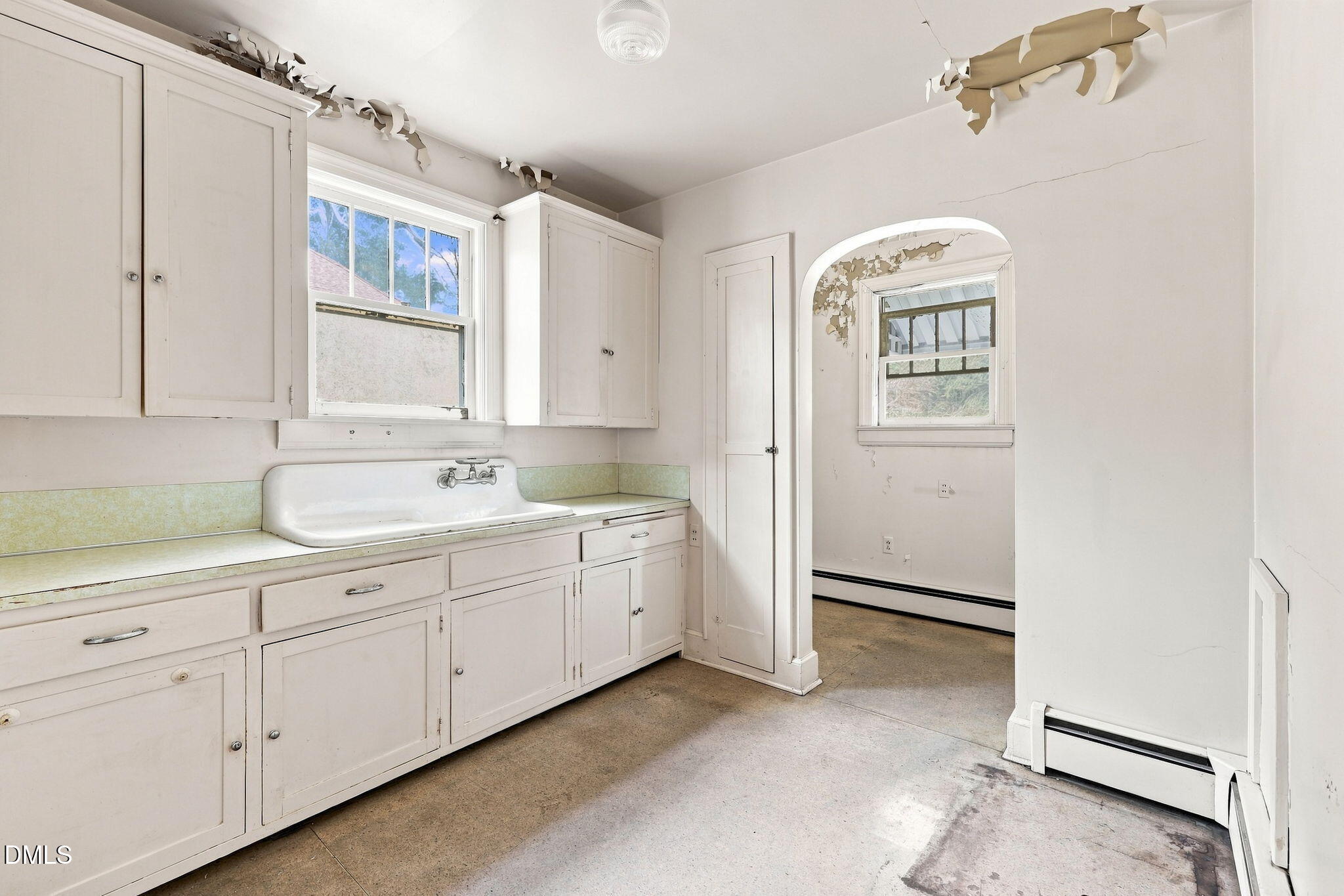 1000 Broad Street Property Photo 51