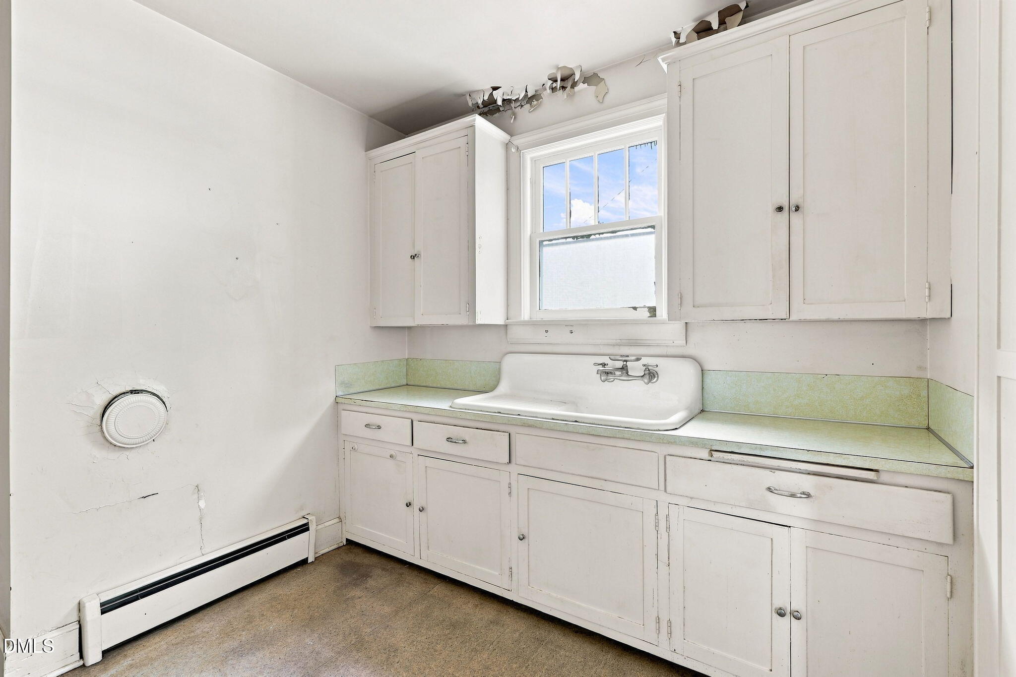 1000 Broad Street Property Photo 52