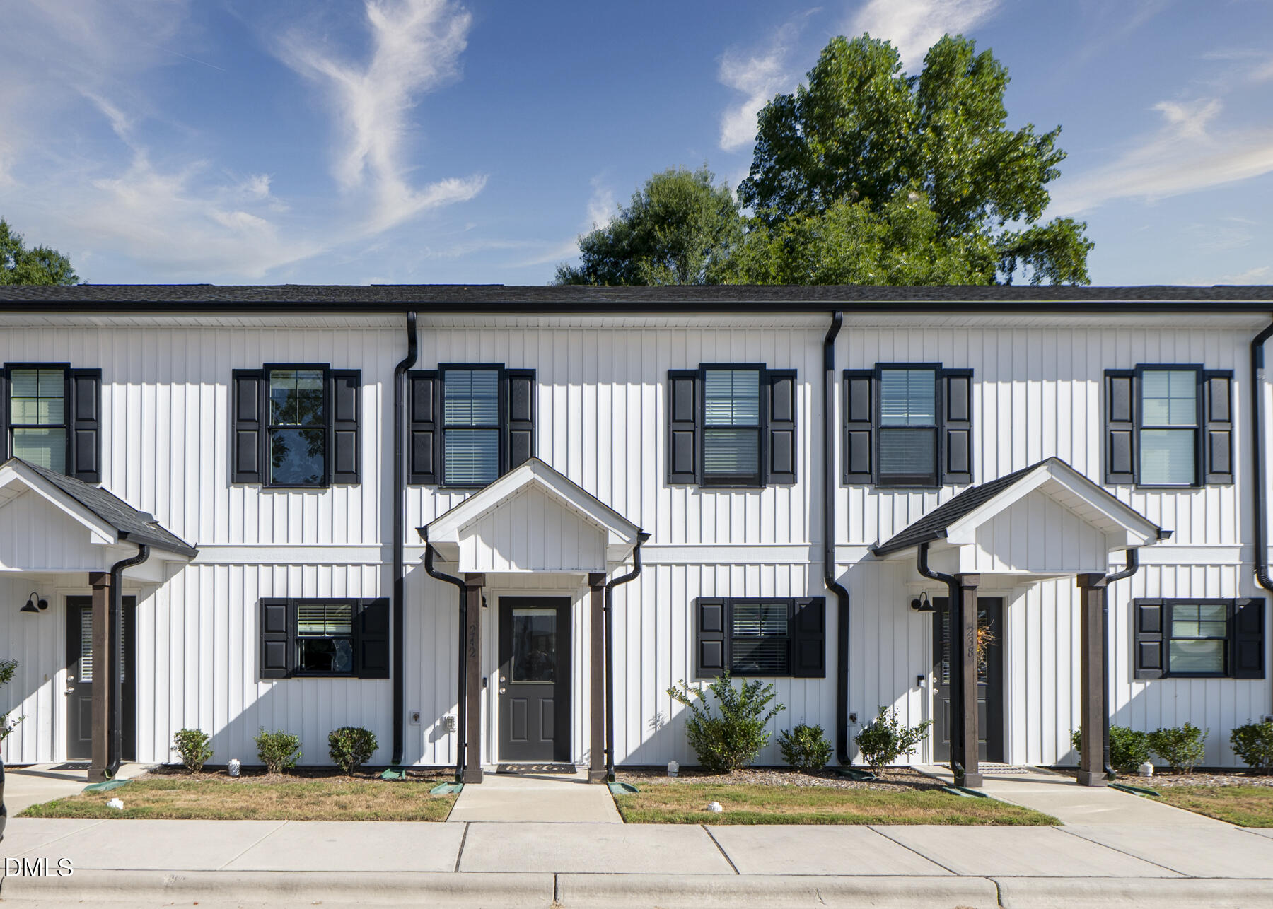 242 S Raleigh Street Property Photo 1