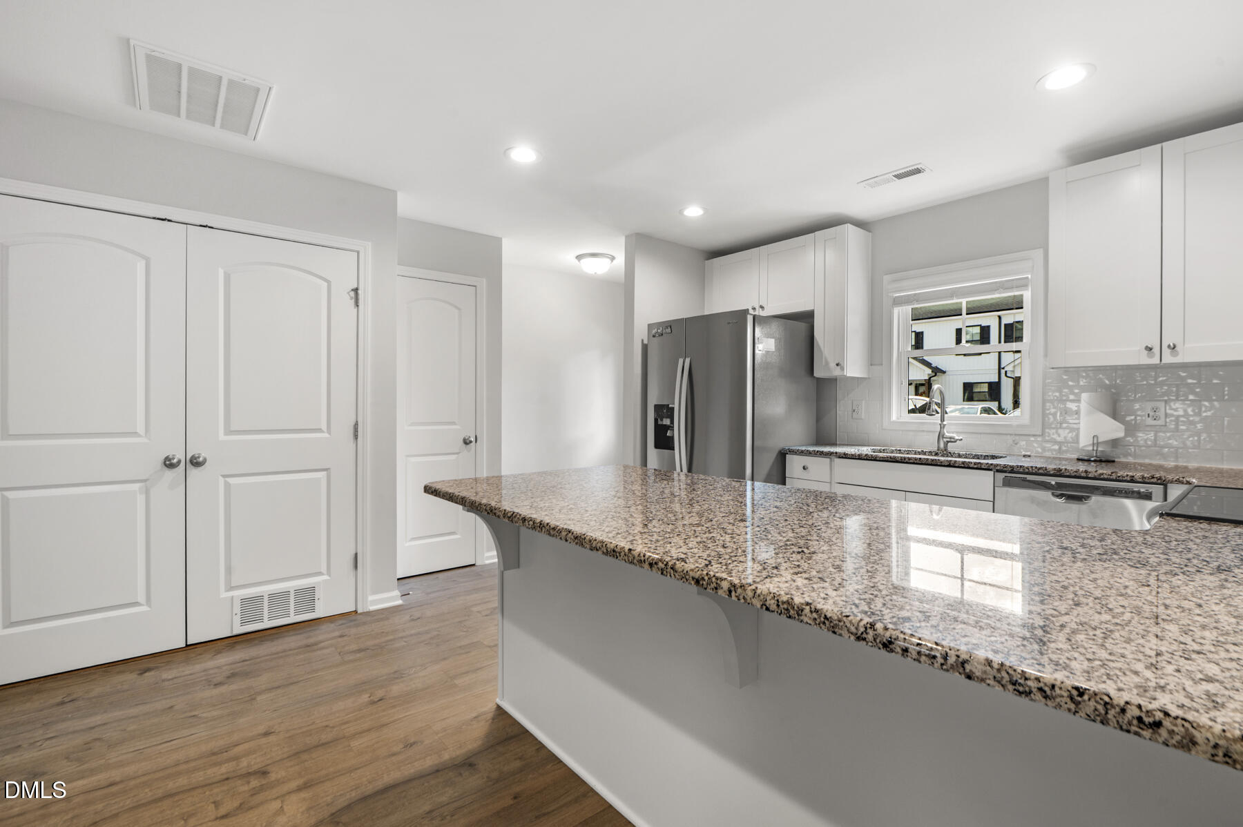 242 S Raleigh Street Property Photo 8