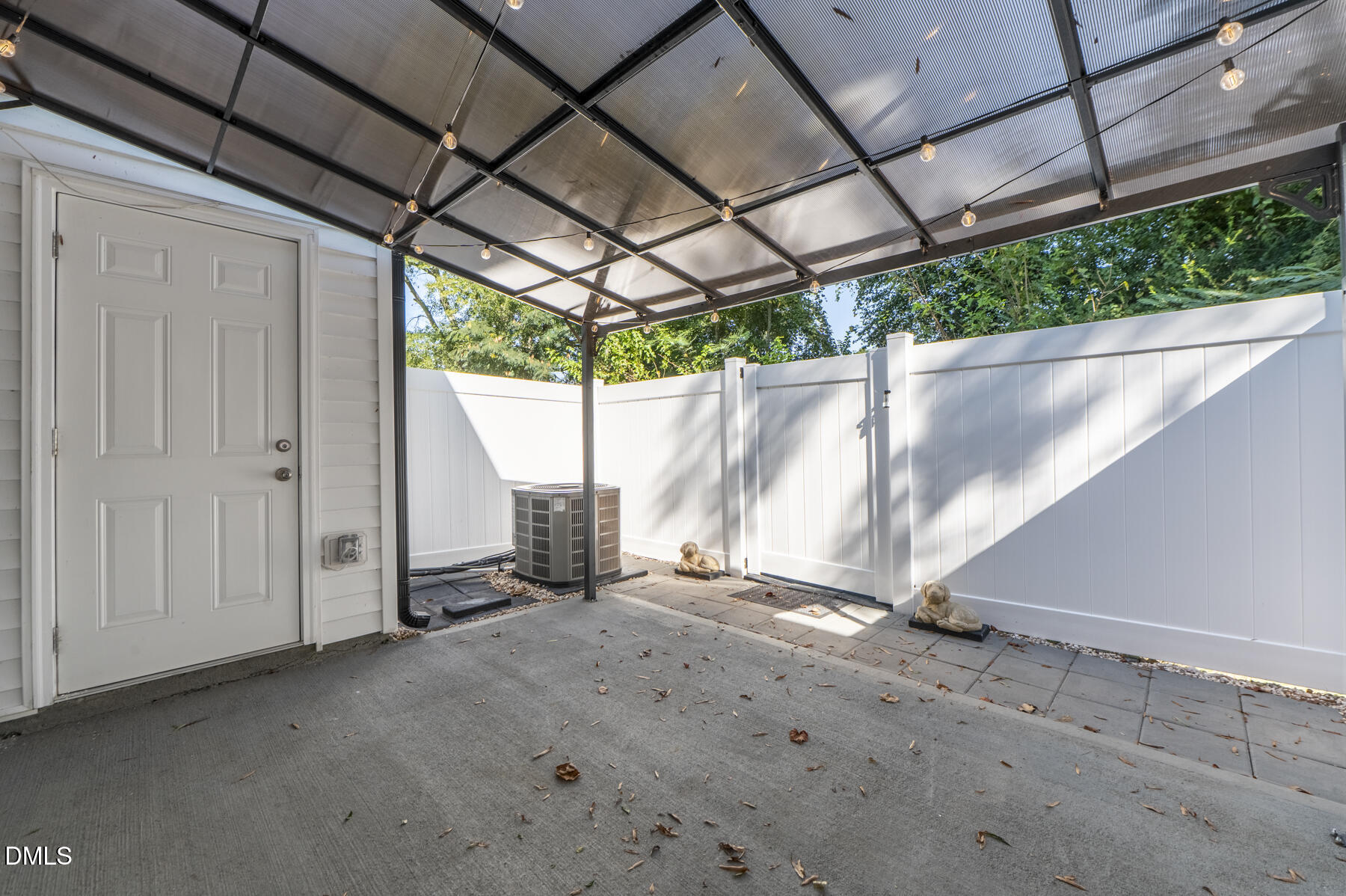 242 S Raleigh Street Property Photo 27