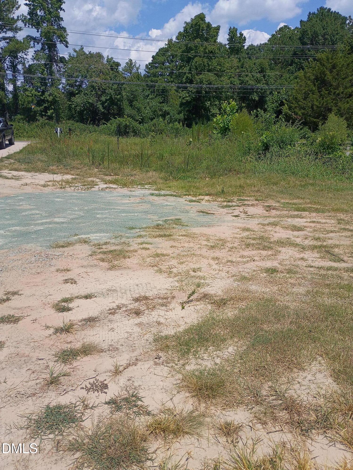 2002 Riddle Road Property Photo 3