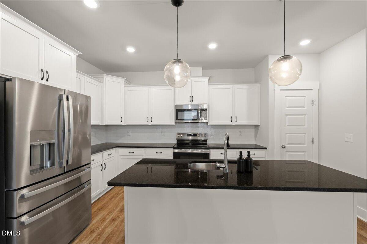 221 Beacon Drive Property Photo 10