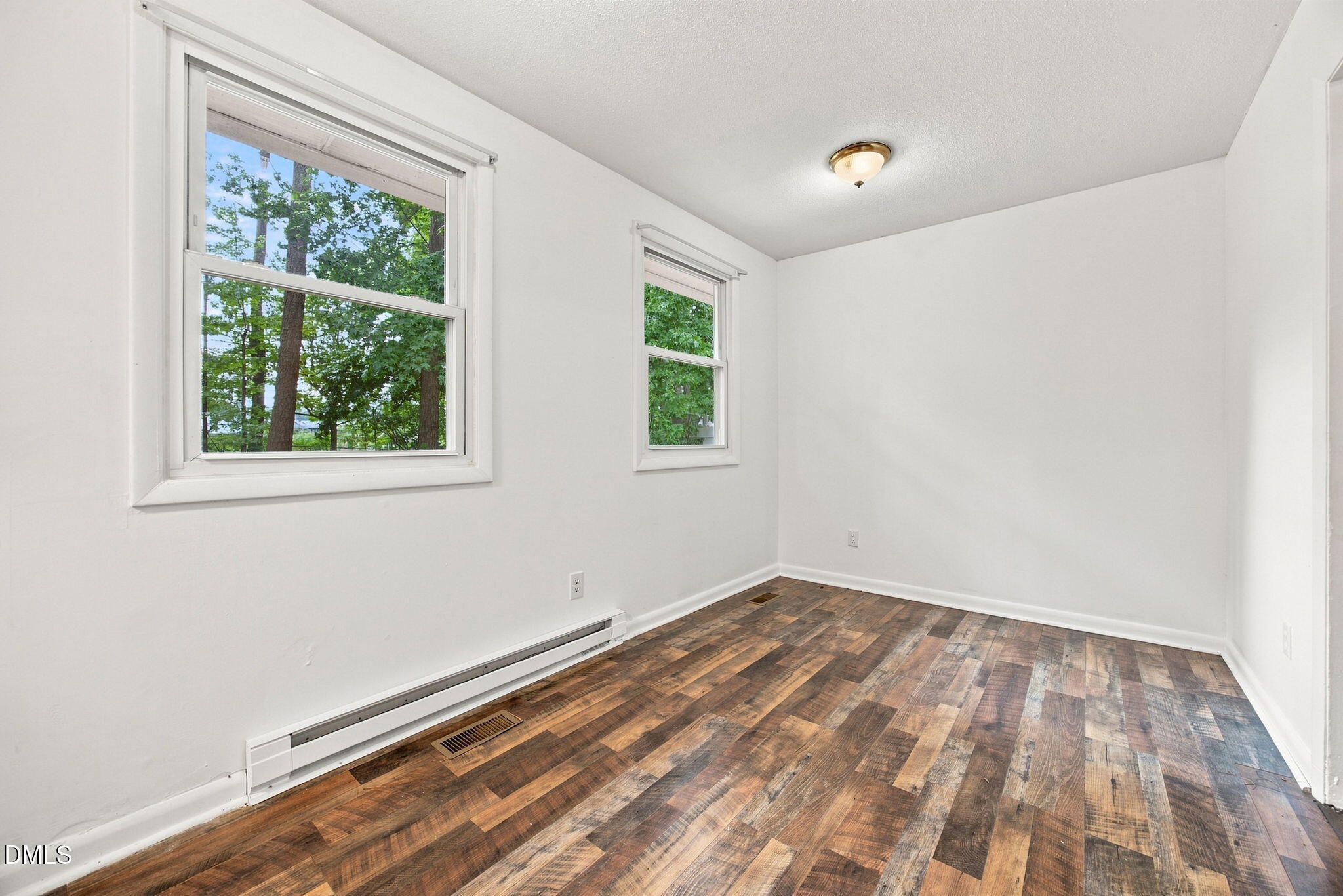 1904 Tee Dee Street Property Photo 6