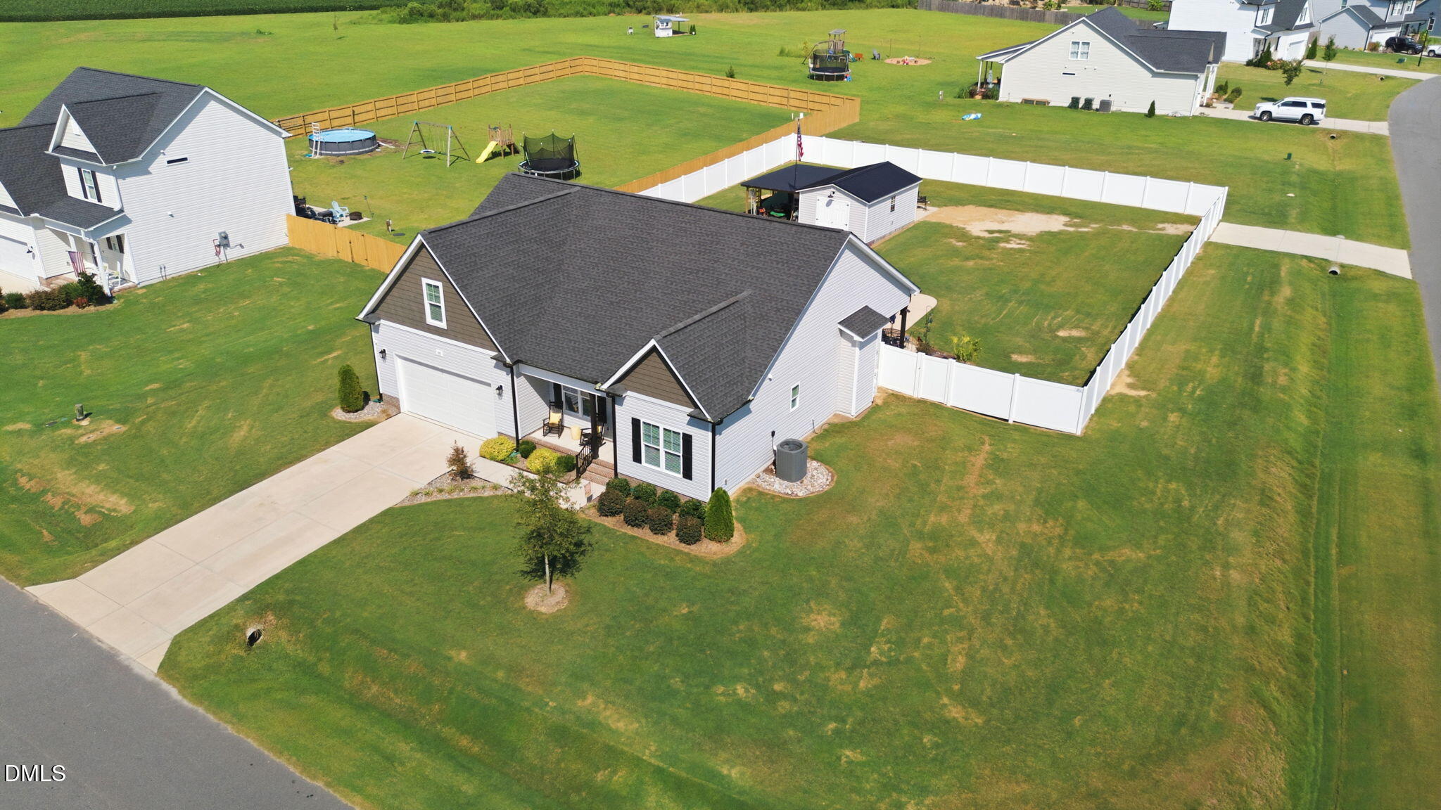 387 Brodie Rose Landing Way Property Photo 3