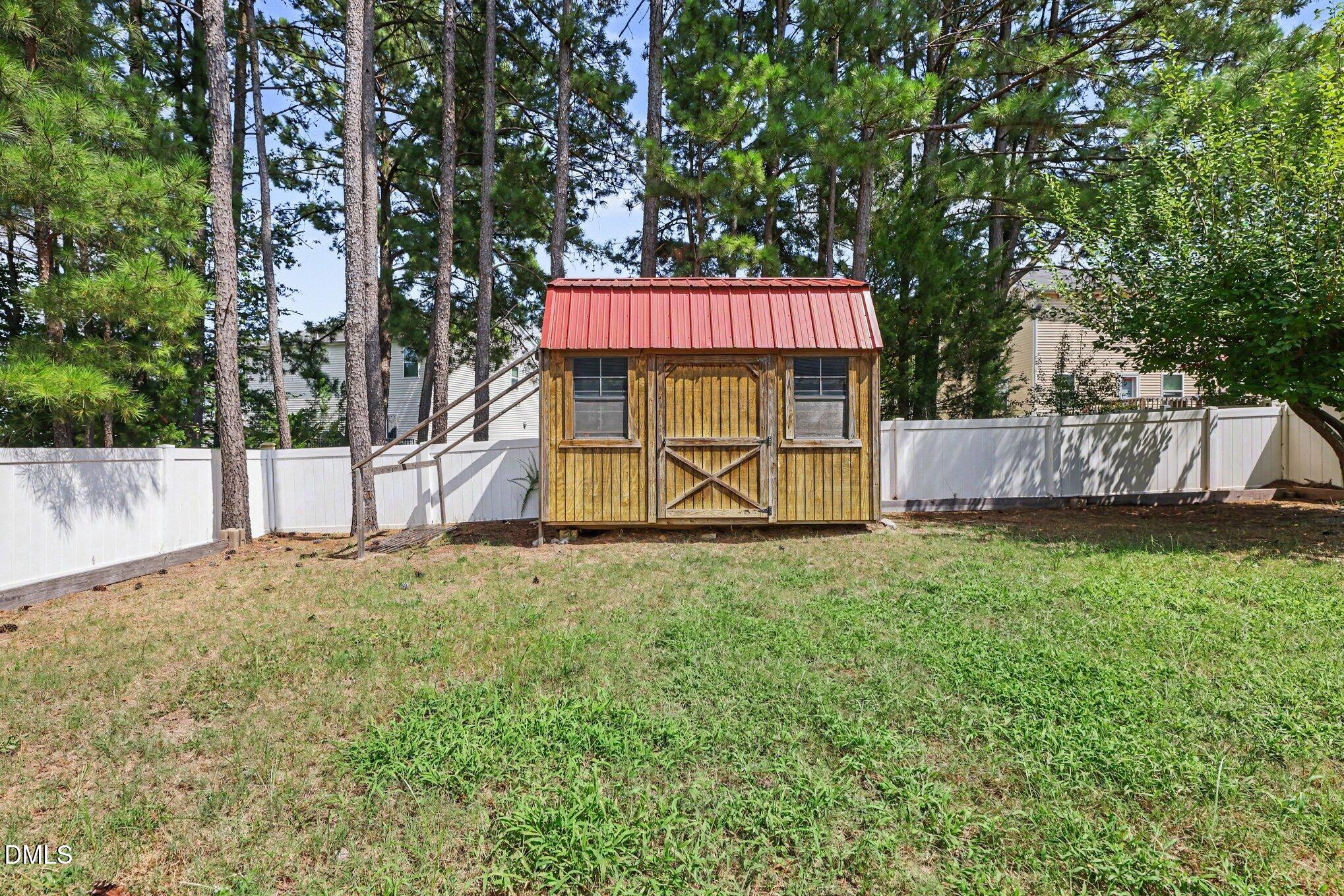 222 Switchback Street Property Photo 33