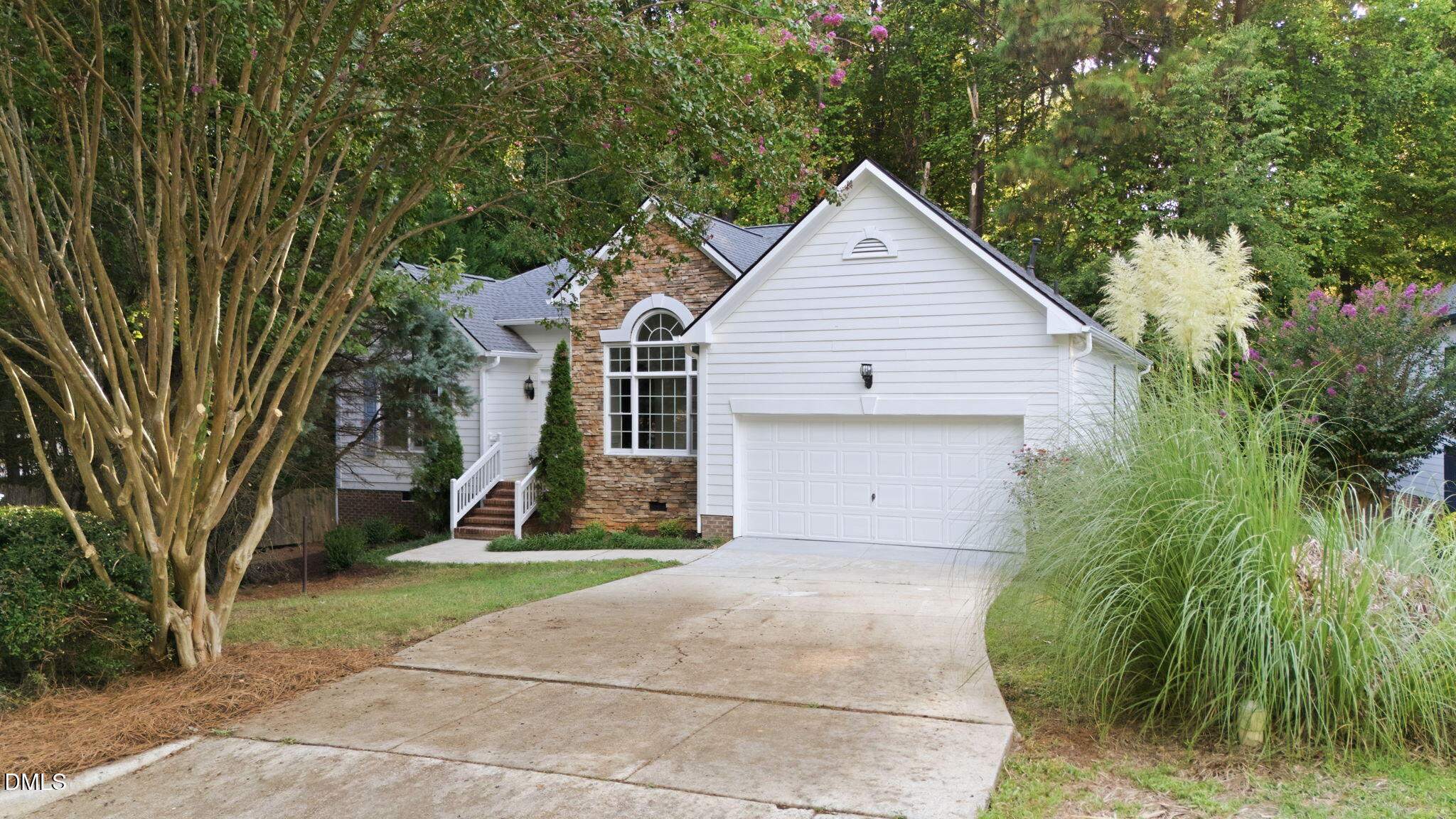 8901 Pleasant Meadow Drive Property Photo 1