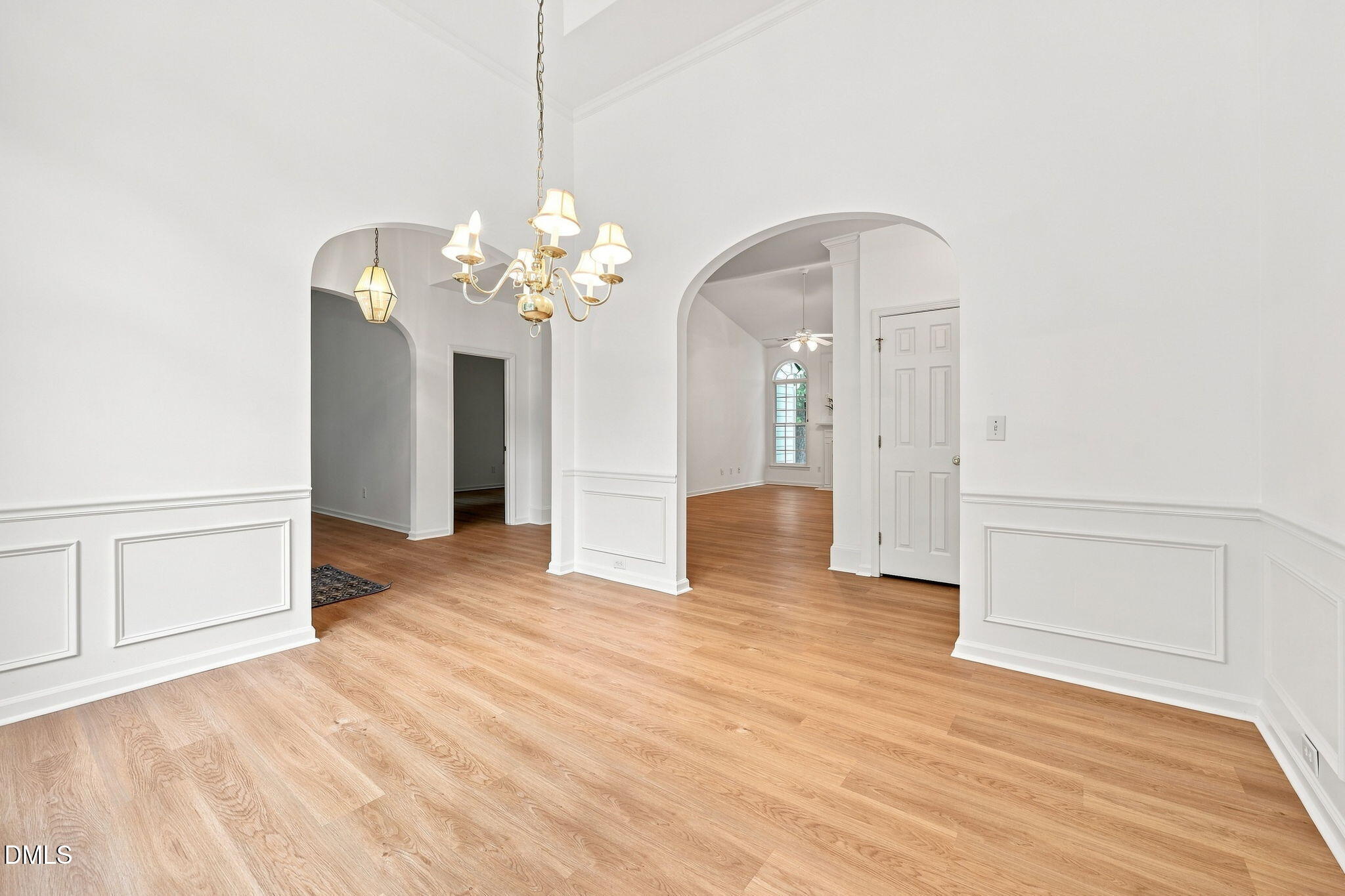 8901 Pleasant Meadow Drive Property Photo 10