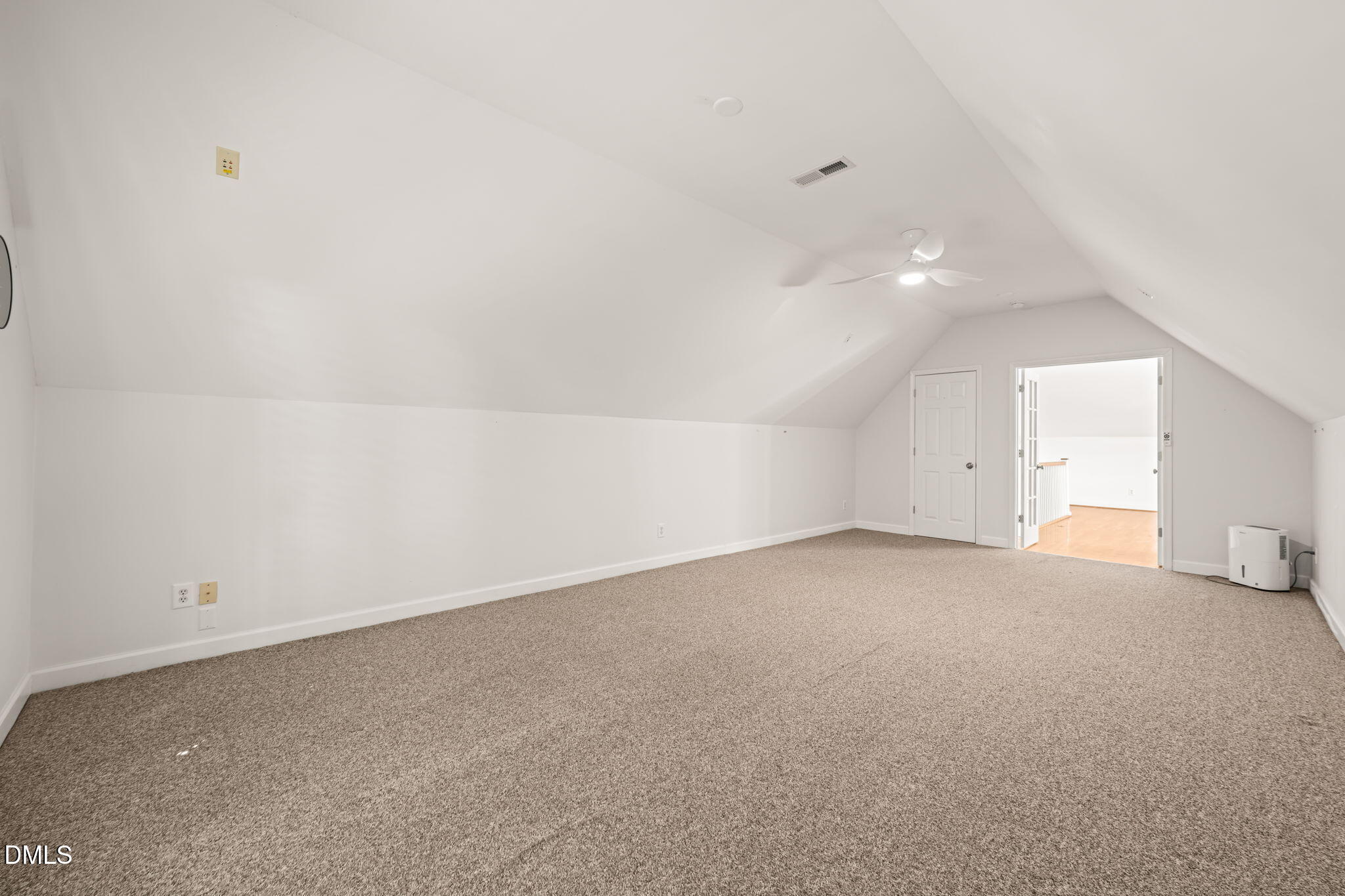 1427 Moosecreek Drive Property Photo 32