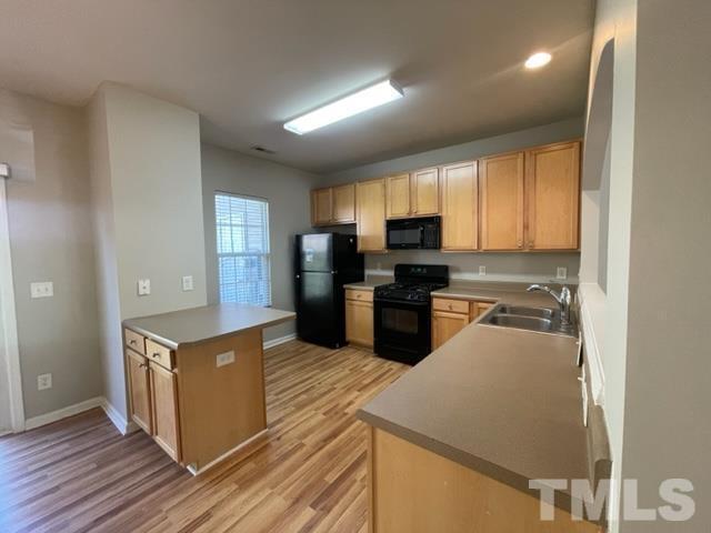 804 Walnut Woods Drive Property Photo 3