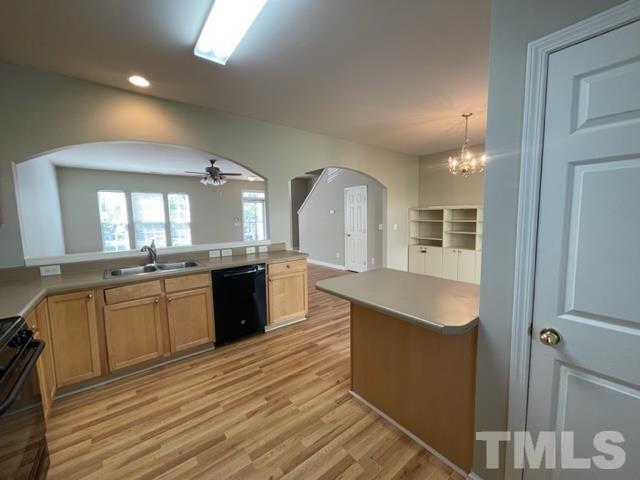 804 Walnut Woods Drive Property Photo 4