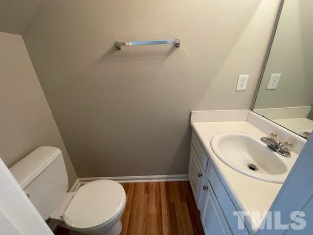 804 Walnut Woods Drive Property Photo 6
