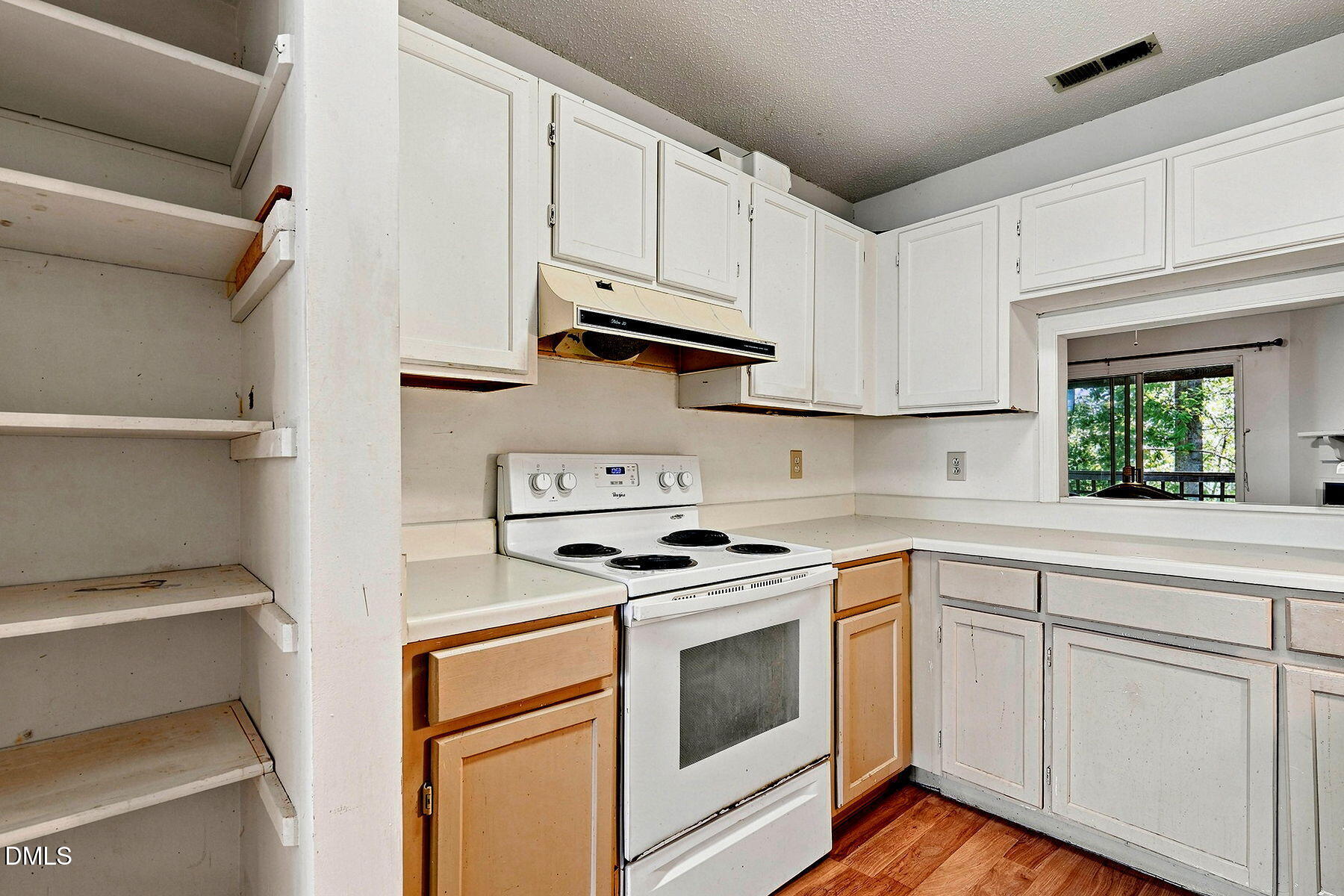 4621 Timbermill Court 304 Property Photo 7
