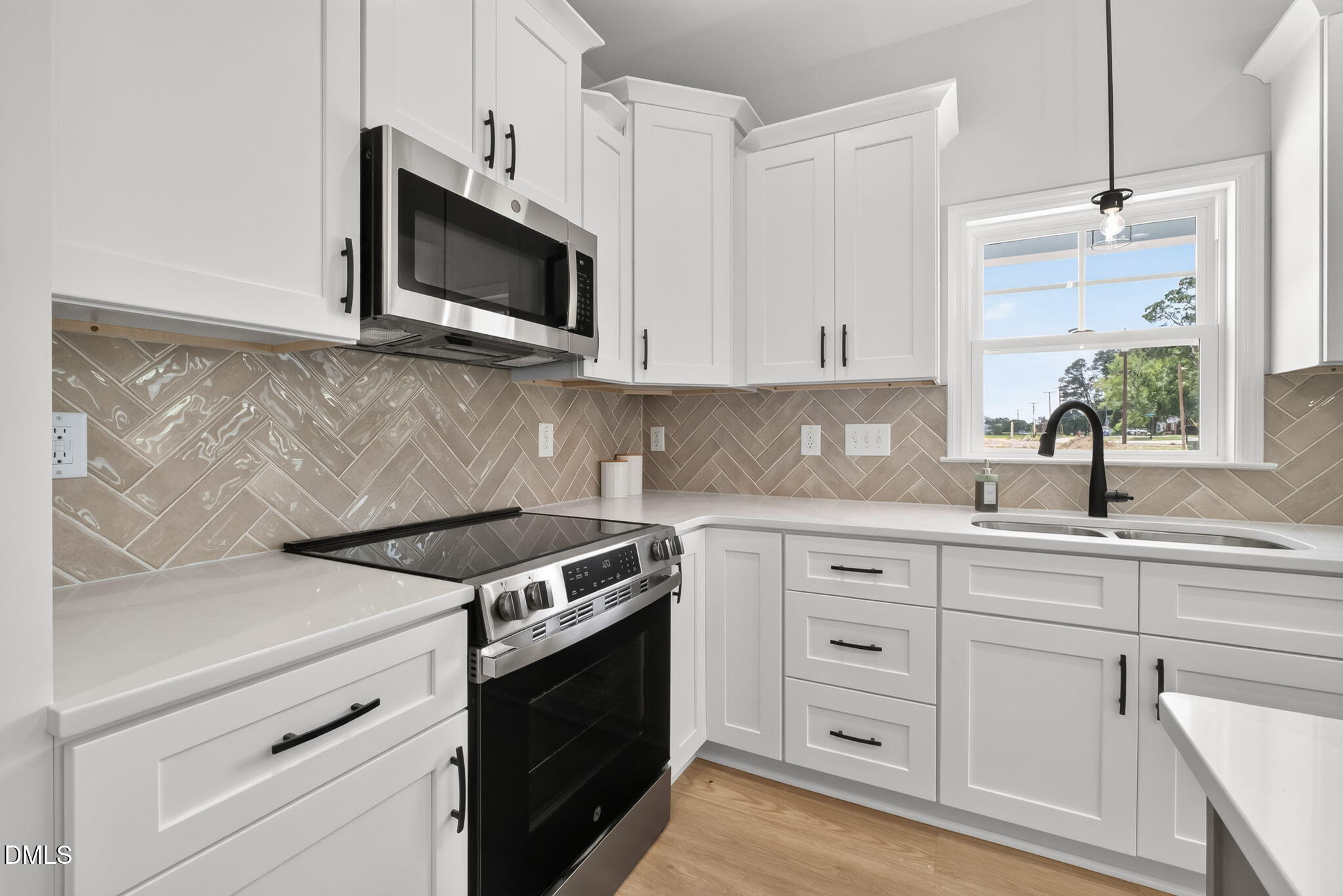 101 Pearce Street Property Photo 16