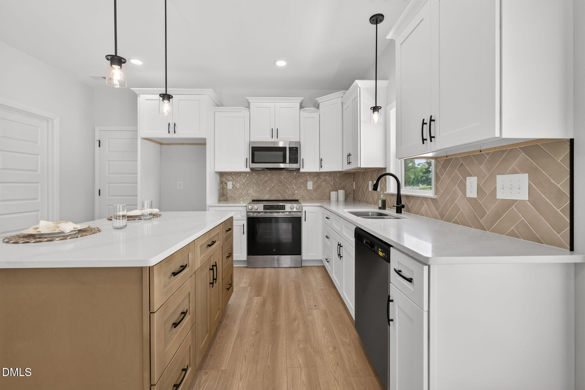 101 Pearce Street Property Photo 17