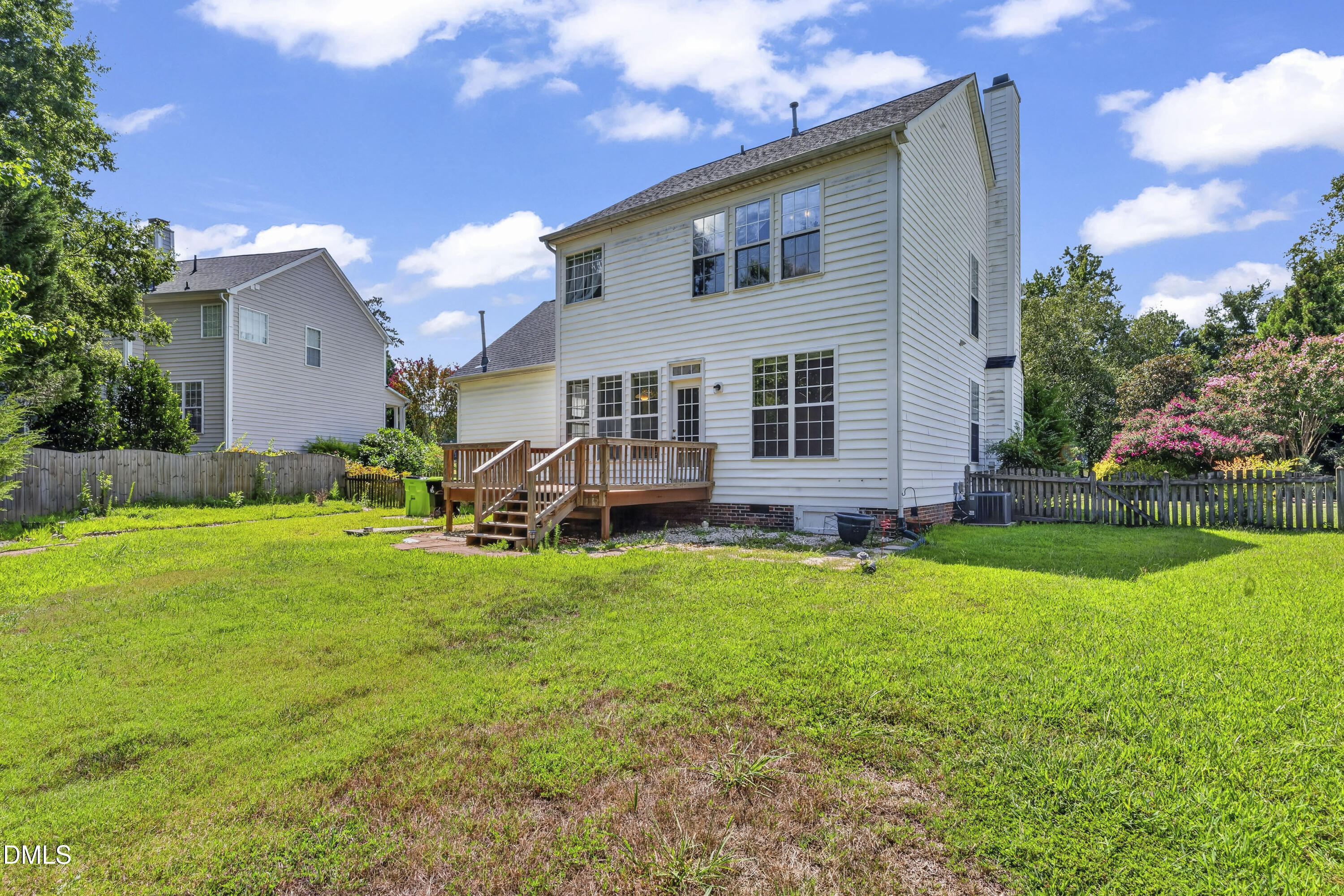 2404 Colony Woods Drive Property Photo 18