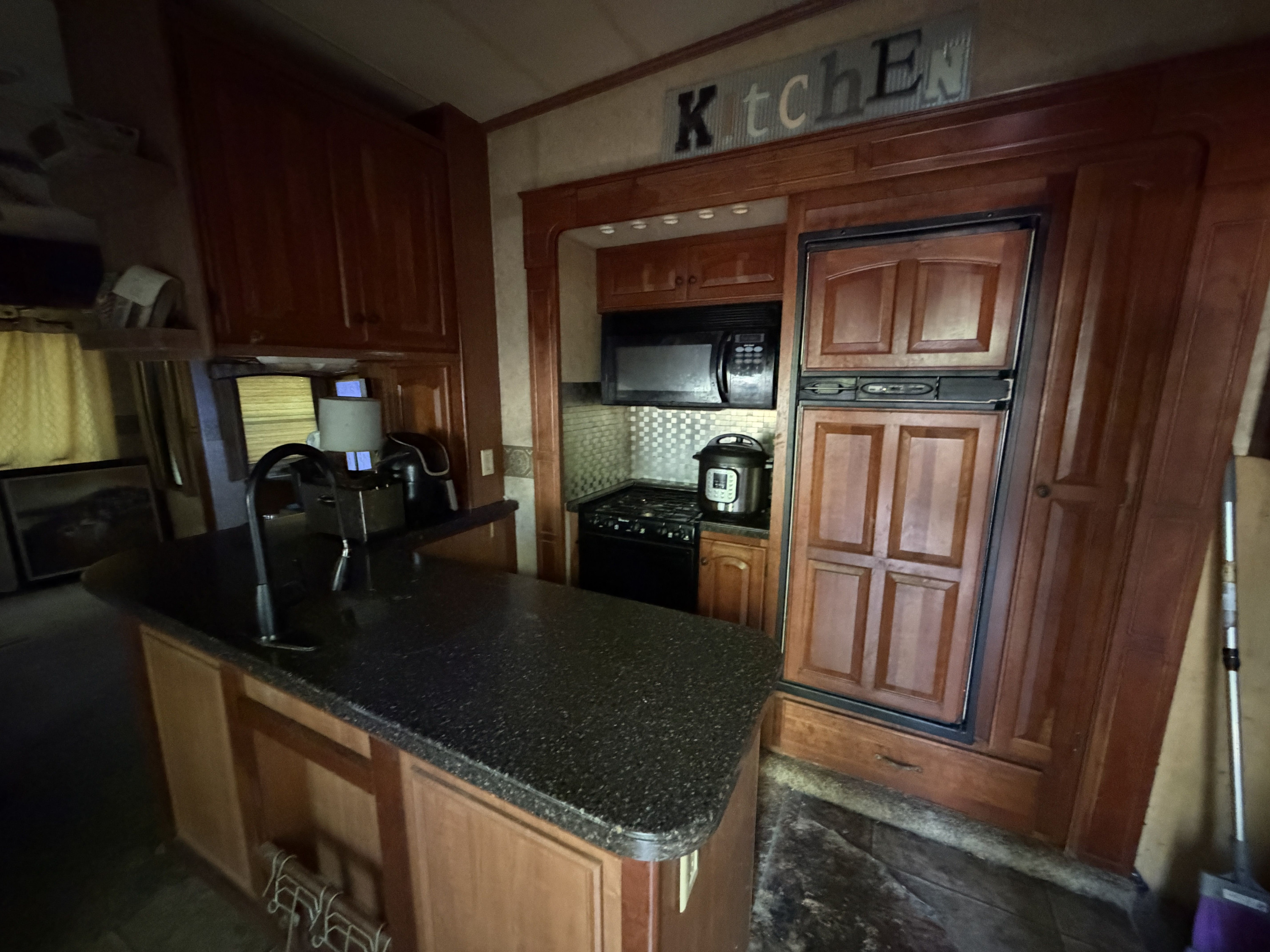 126 Poma Drive Property Photo 8