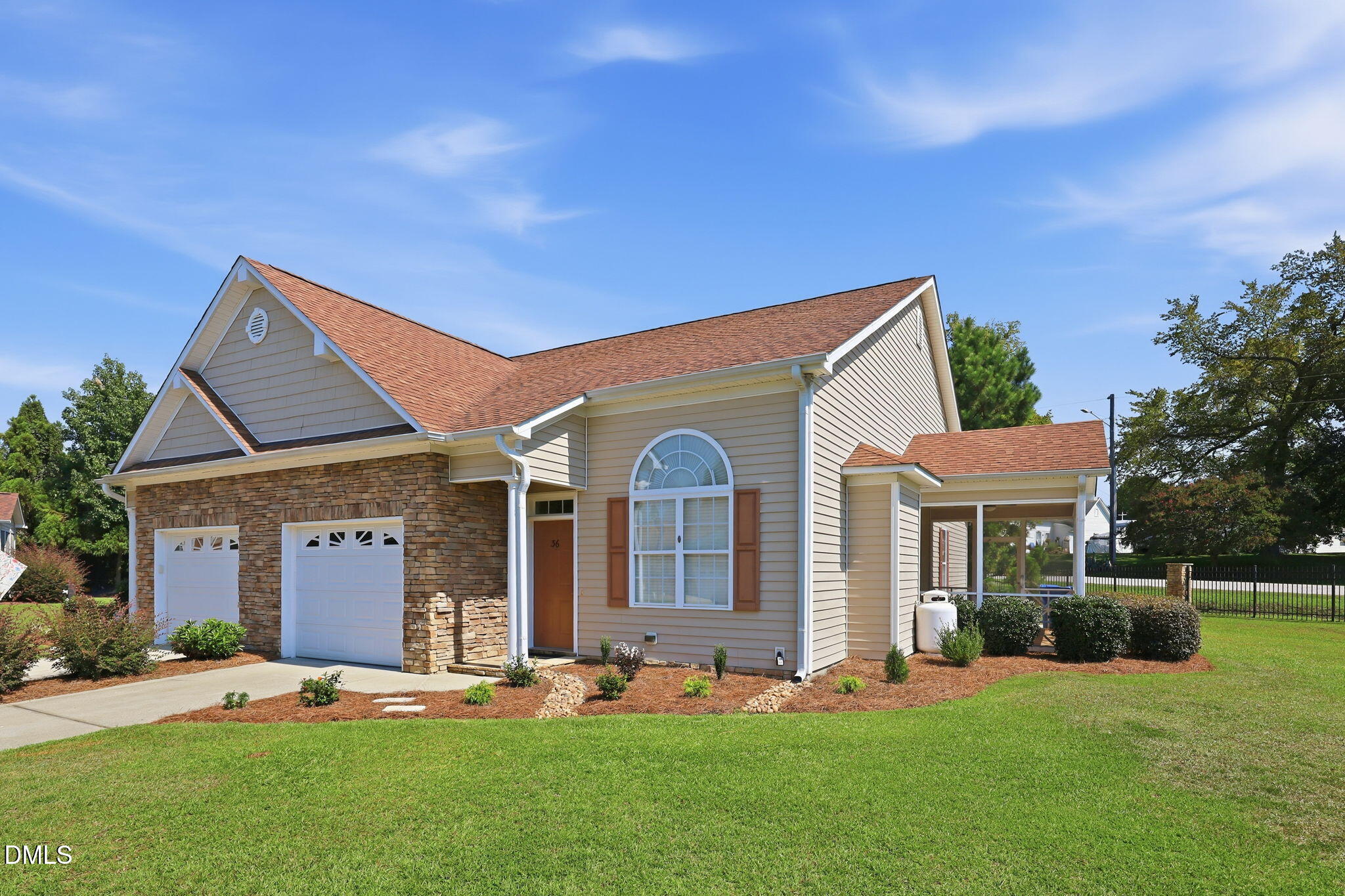 36 Old Trestle Court Property Photo 2
